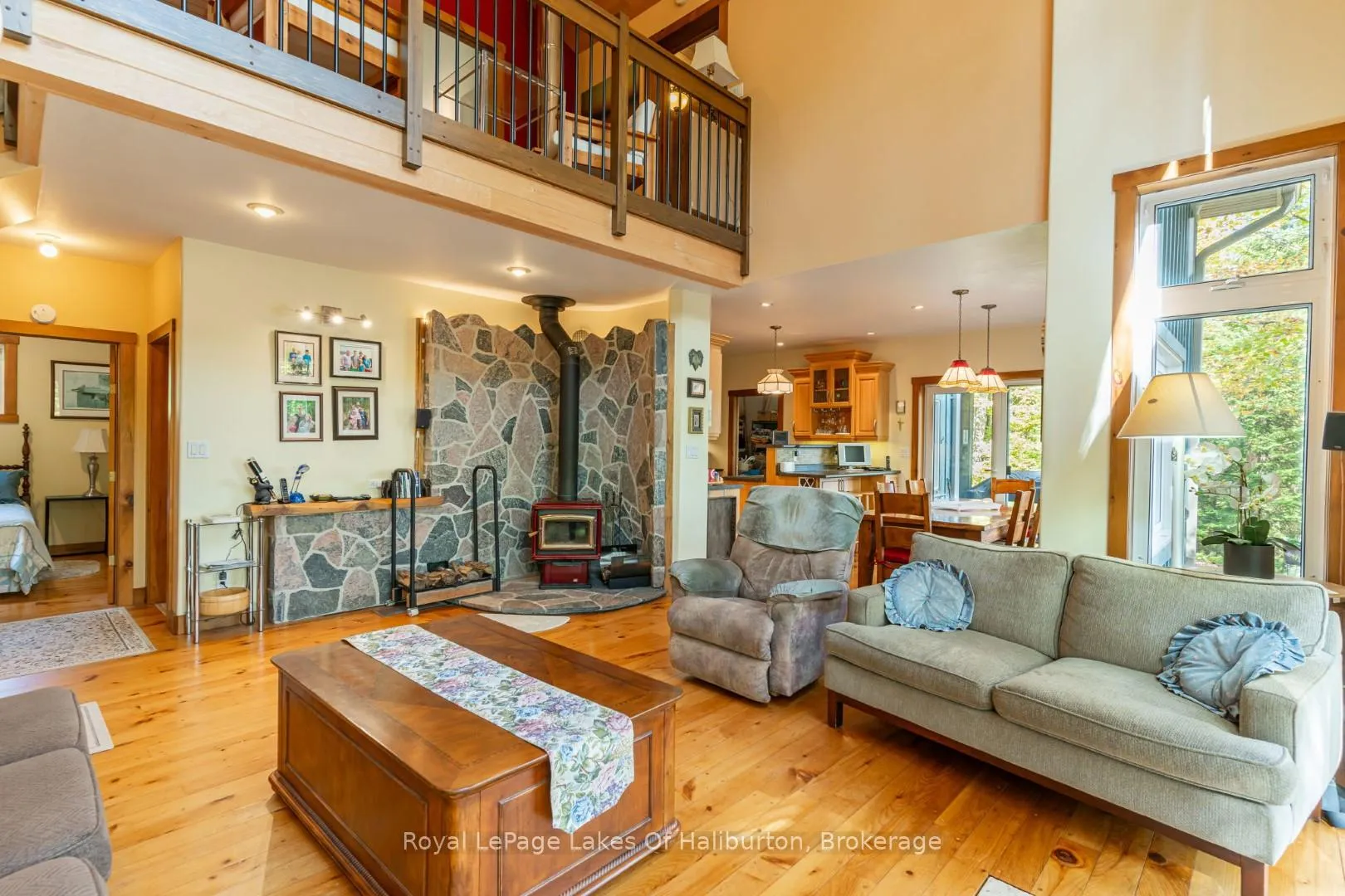 Photo 16 of 127 Russell Drive, Trent Lakes — HOMEH