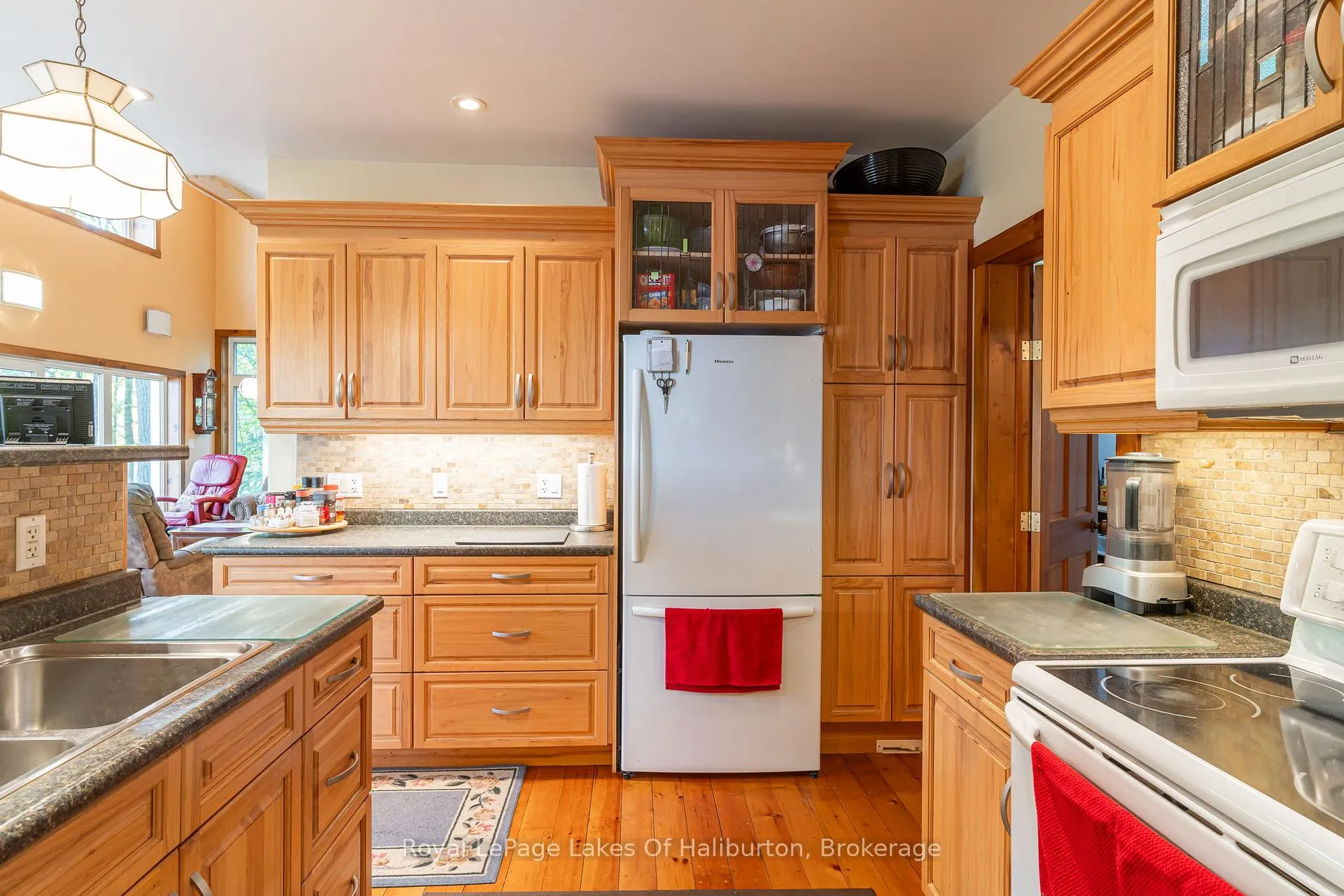 Photo 21 of 127 Russell Drive, Trent Lakes — HOMEH