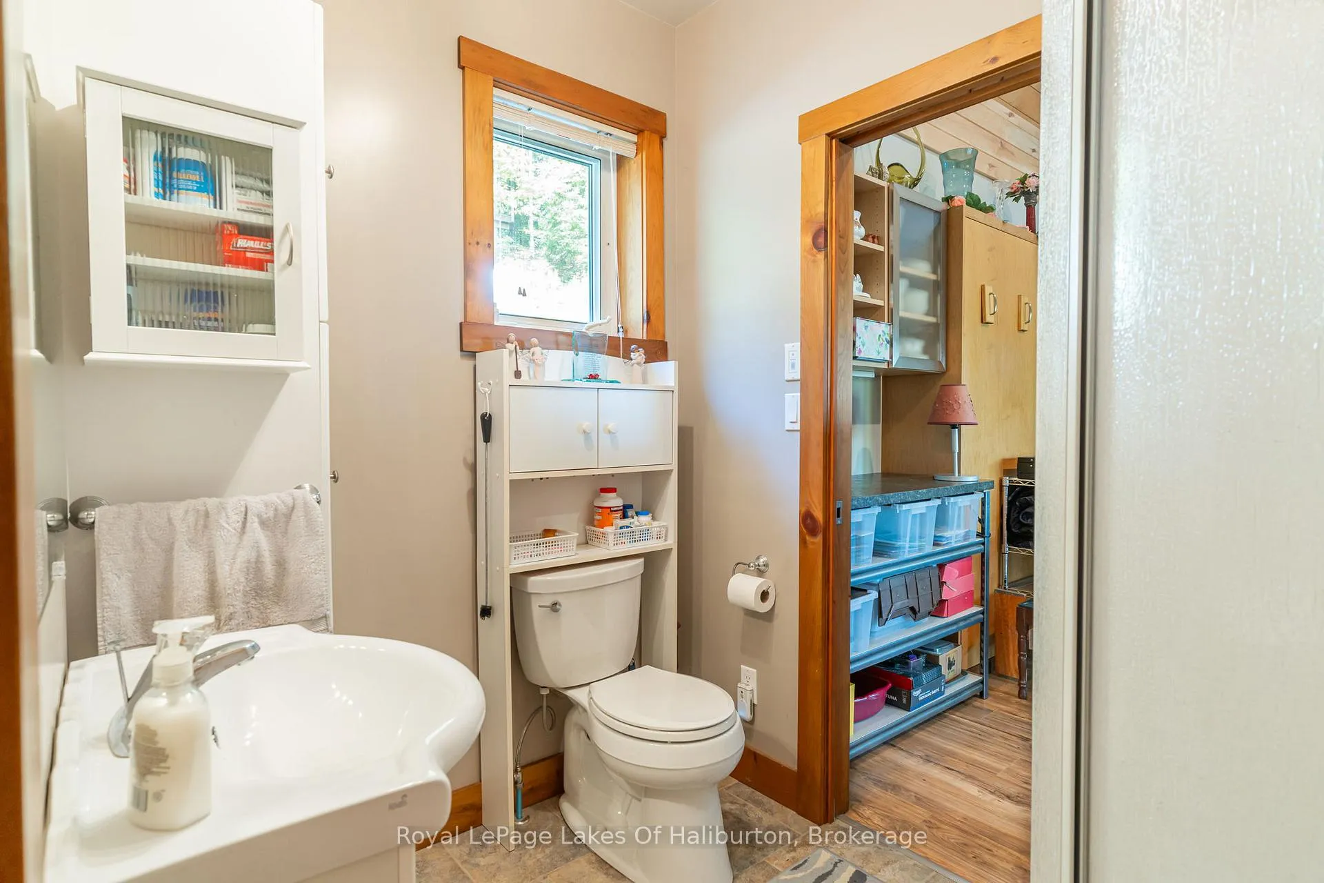 Photo 24 of 127 Russell Drive, Trent Lakes — HOMEH