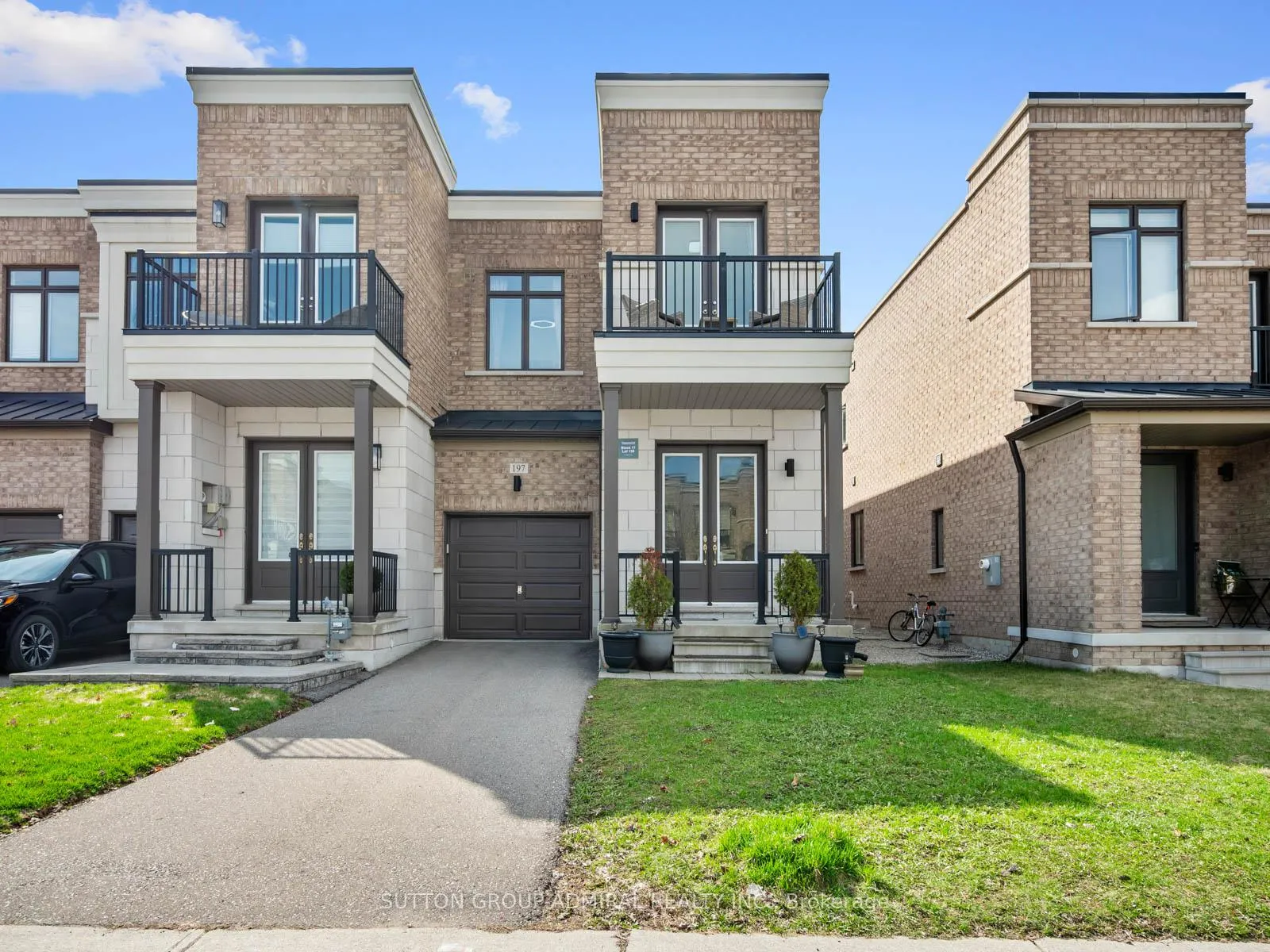 Photo 4 of 197 Elyse Court, Aurora, Bayview Northeast — HOMEH