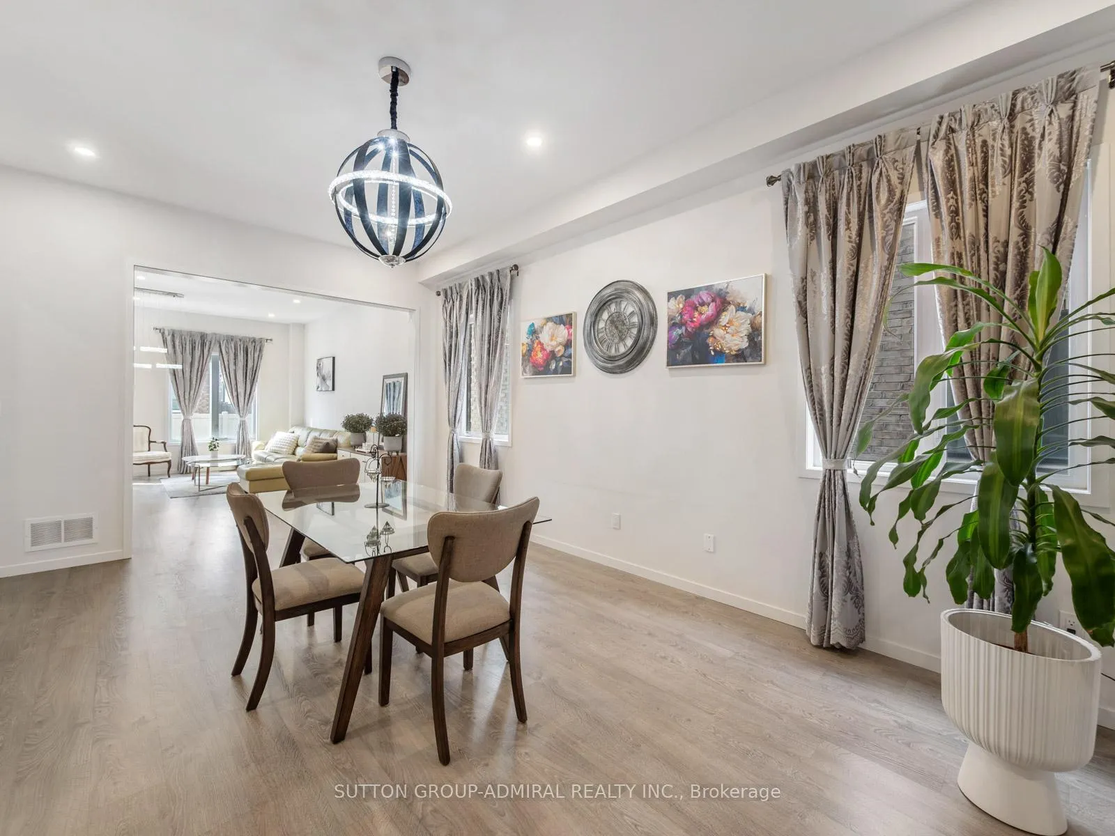 Photo 8 of 197 Elyse Court, Aurora, Bayview Northeast — HOMEH