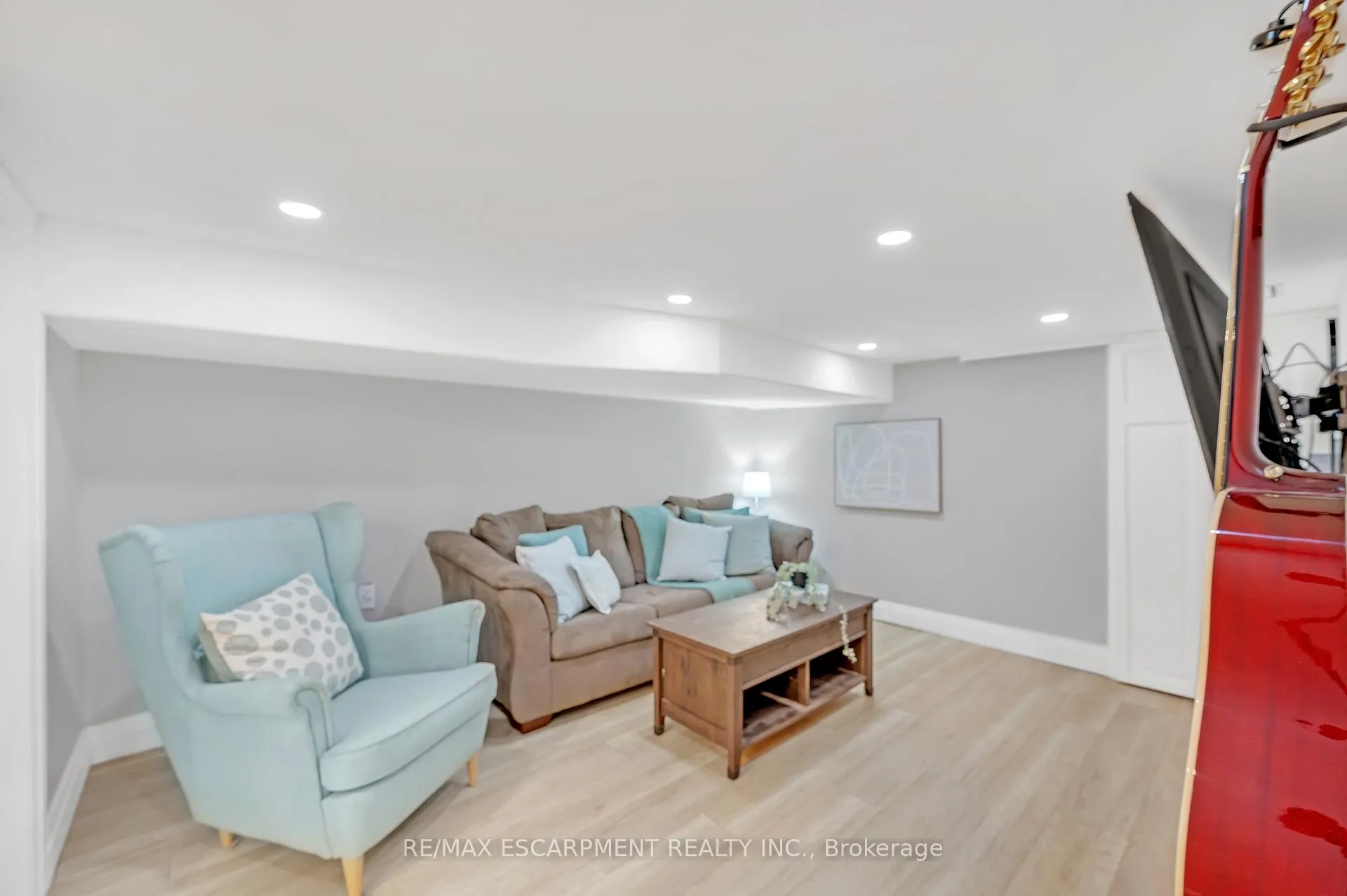 Photo 20 of 226 Balsam Avenue S, Hamilton, Blakeley — HOMEH
