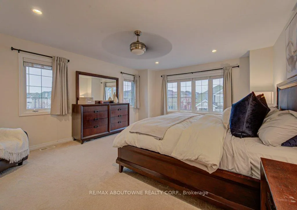 Photo 18 of 178 Cherryhurst Road, Oakville, Glenorchy — HOMEH