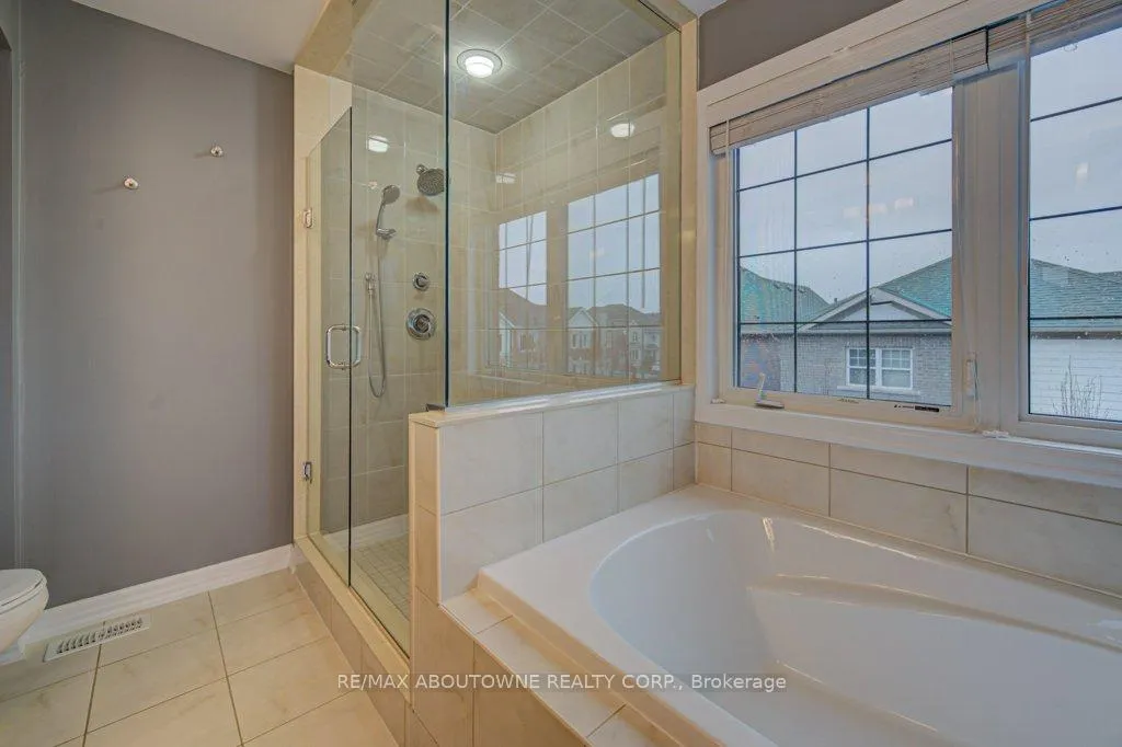 Photo 19 of 178 Cherryhurst Road, Oakville, Glenorchy — HOMEH