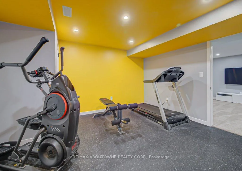 Photo 32 of 178 Cherryhurst Road, Oakville, Glenorchy — HOMEH