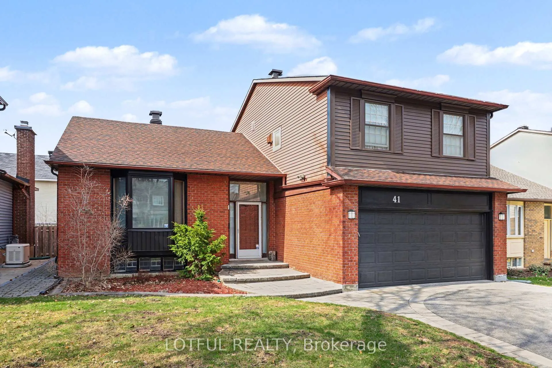 Photo 1 of 41 Pattermead Crescent, Ottawa, Hunt Club/Western Community — HOMEH