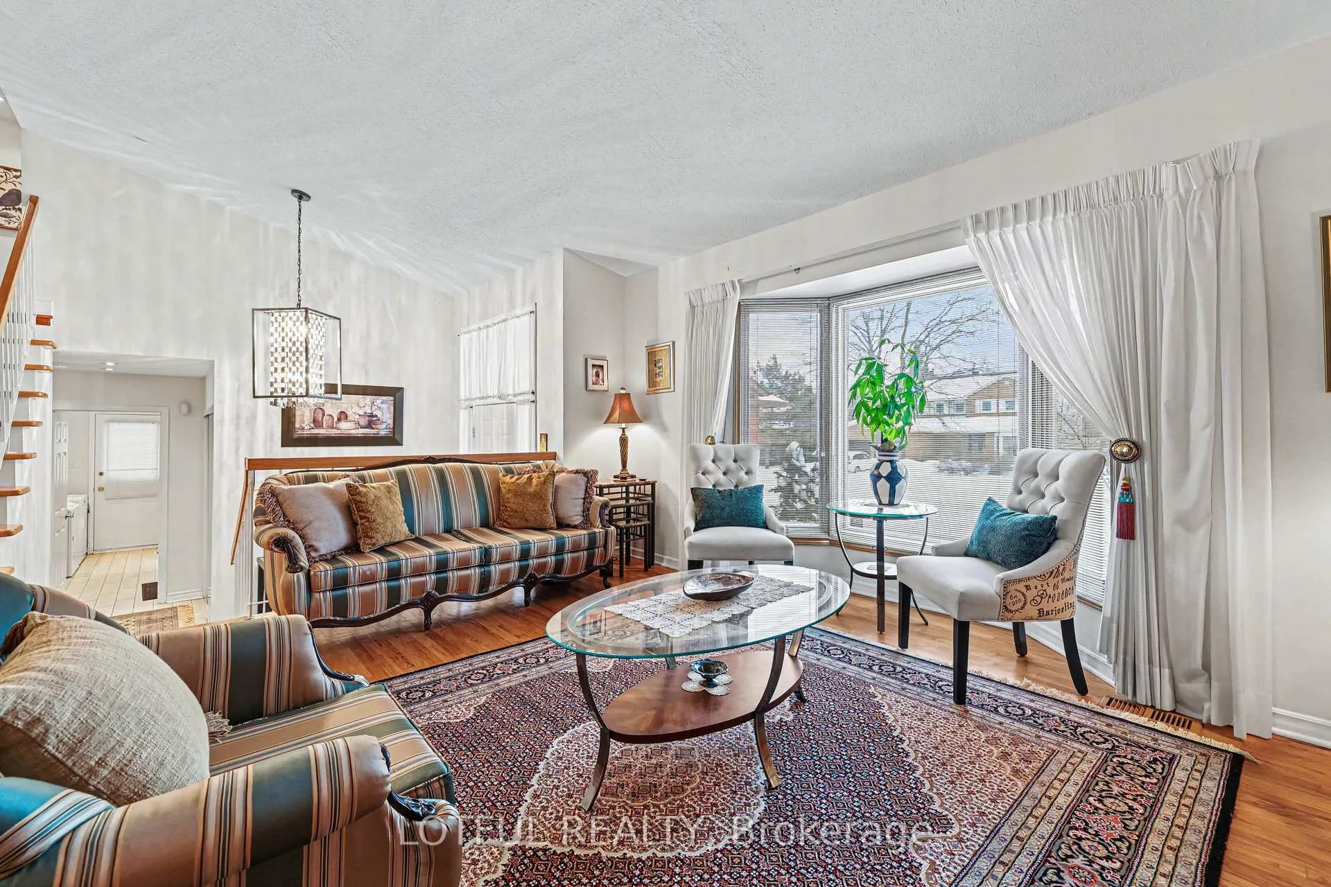 Photo 7 of 41 Pattermead Crescent, Ottawa, Hunt Club/Western Community — HOMEH