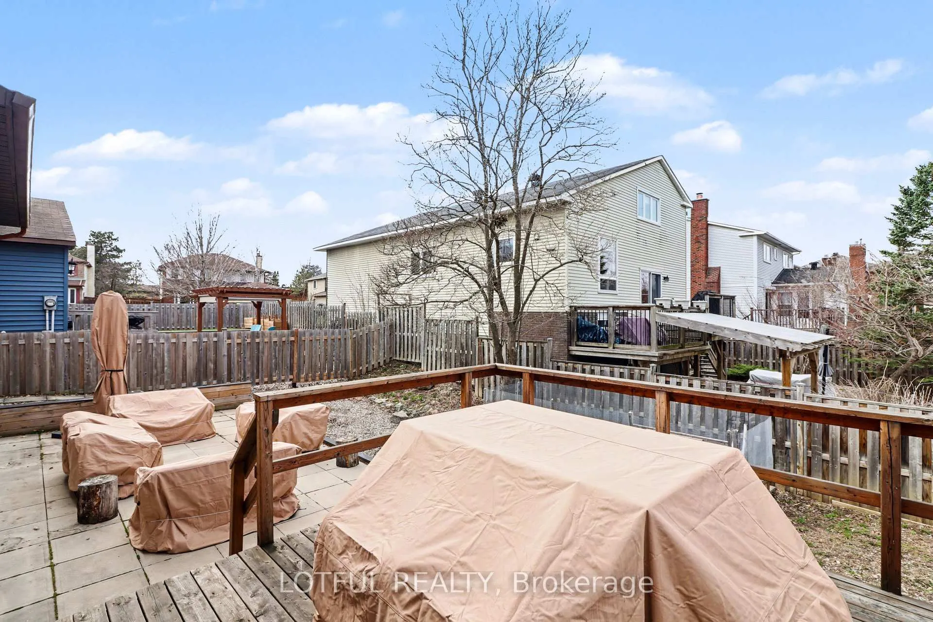 Photo 34 of 41 Pattermead Crescent, Ottawa, Hunt Club/Western Community — HOMEH