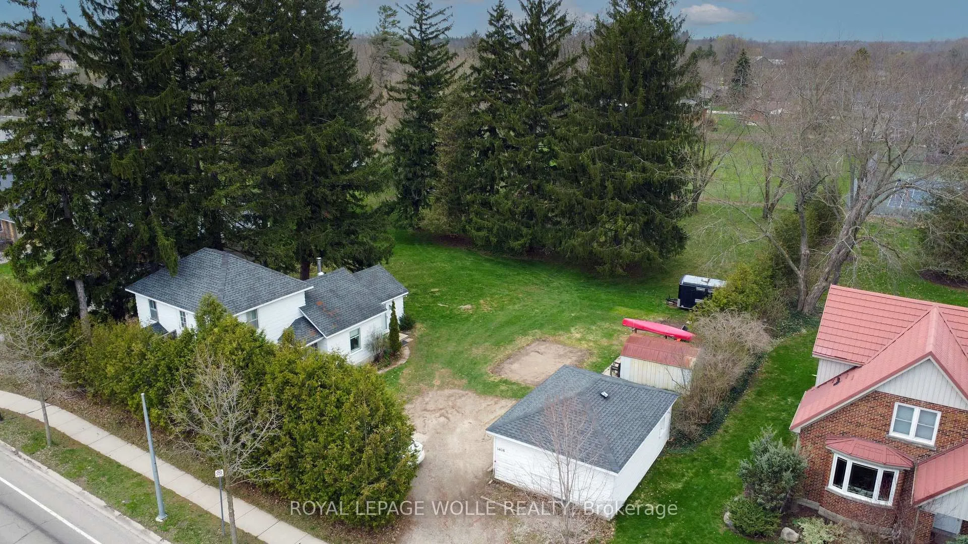 Photo 1 of 1408 Bridge Street S, Wilmot — HOMEH