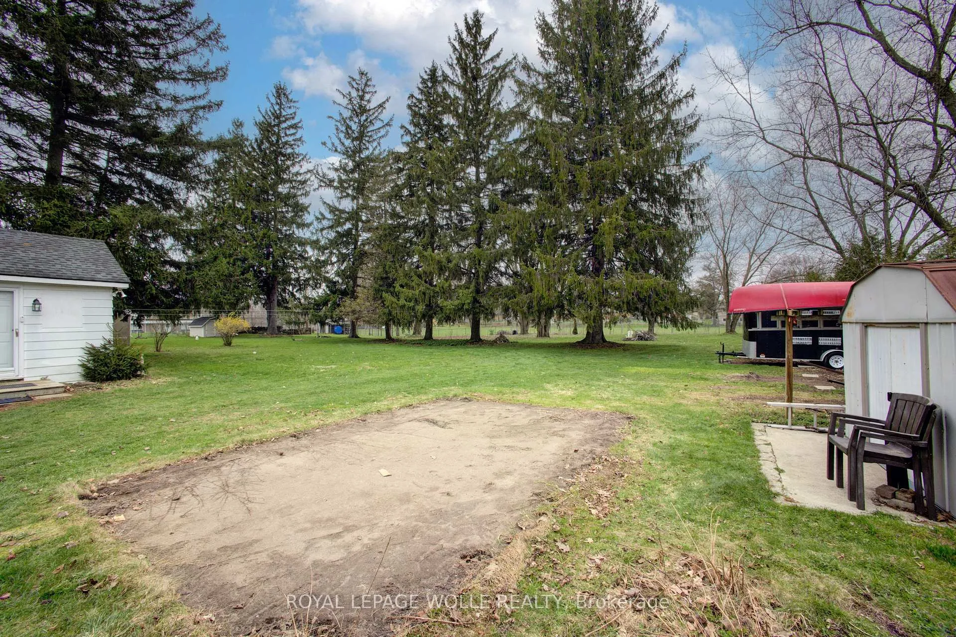 Photo 18 of 1408 Bridge Street S, Wilmot — HOMEH