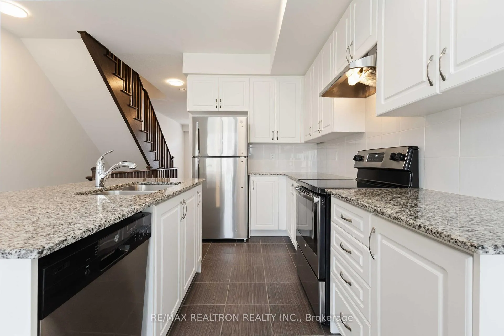 Photo 13 of 89 Cornell Centre Boulevard, Markham, Cornell — HOMEH