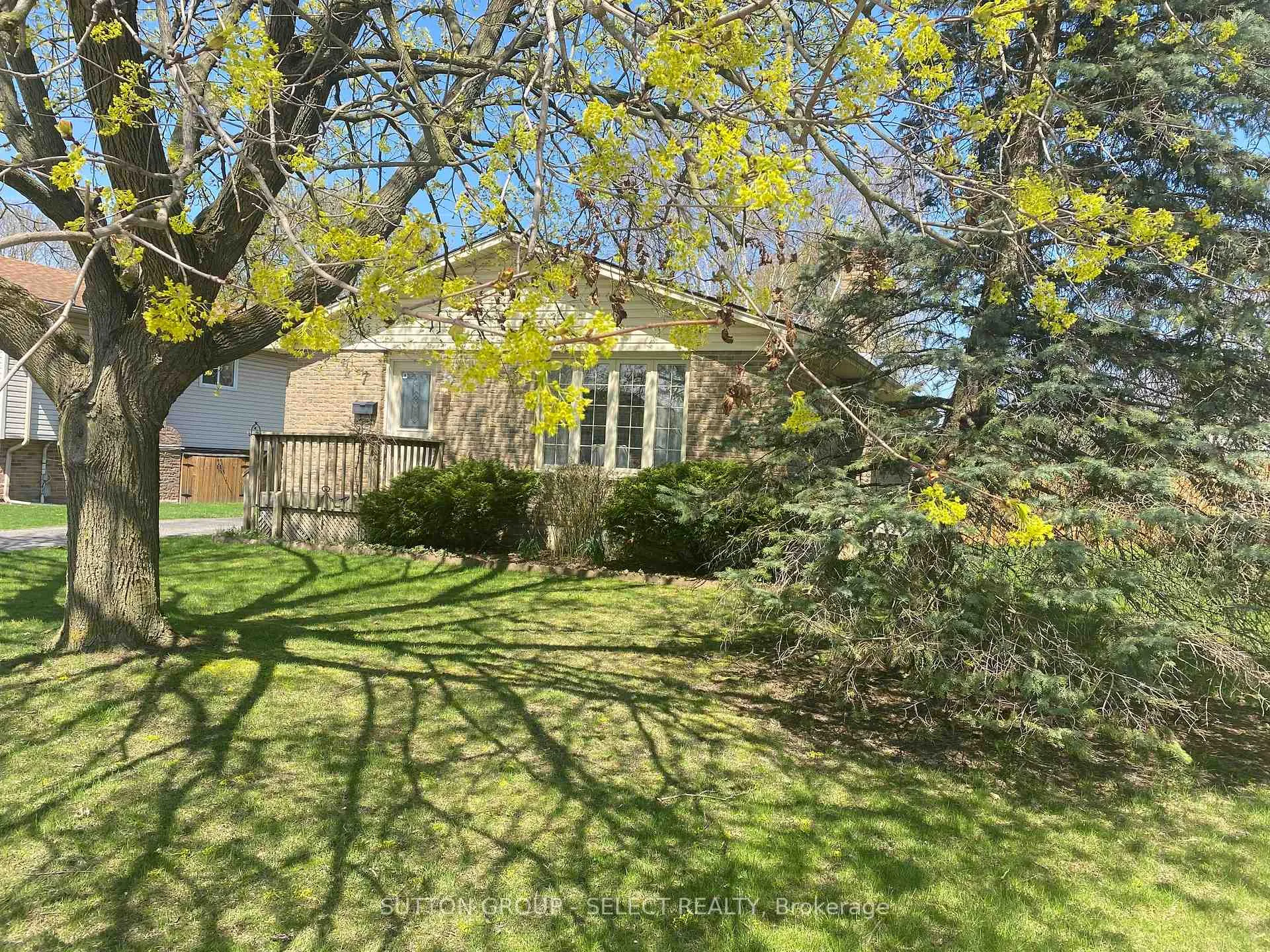 Front of 7 Arva Court