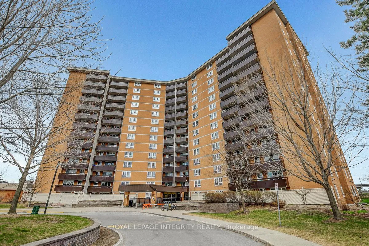 Photo 2 of Unit 206, 2000 Jasmine Crescent, Ottawa, Beacon Hill South — HOMEH