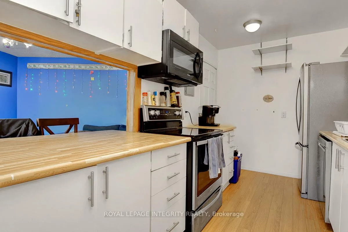 Photo 13 of Unit 206, 2000 Jasmine Crescent, Ottawa, Beacon Hill South — HOMEH