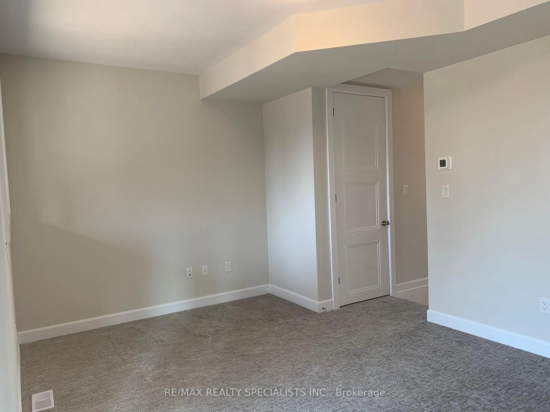 Photo 9 of Unit 51, 2273 Turnberry Road, Burlington, Rose — HOMEH