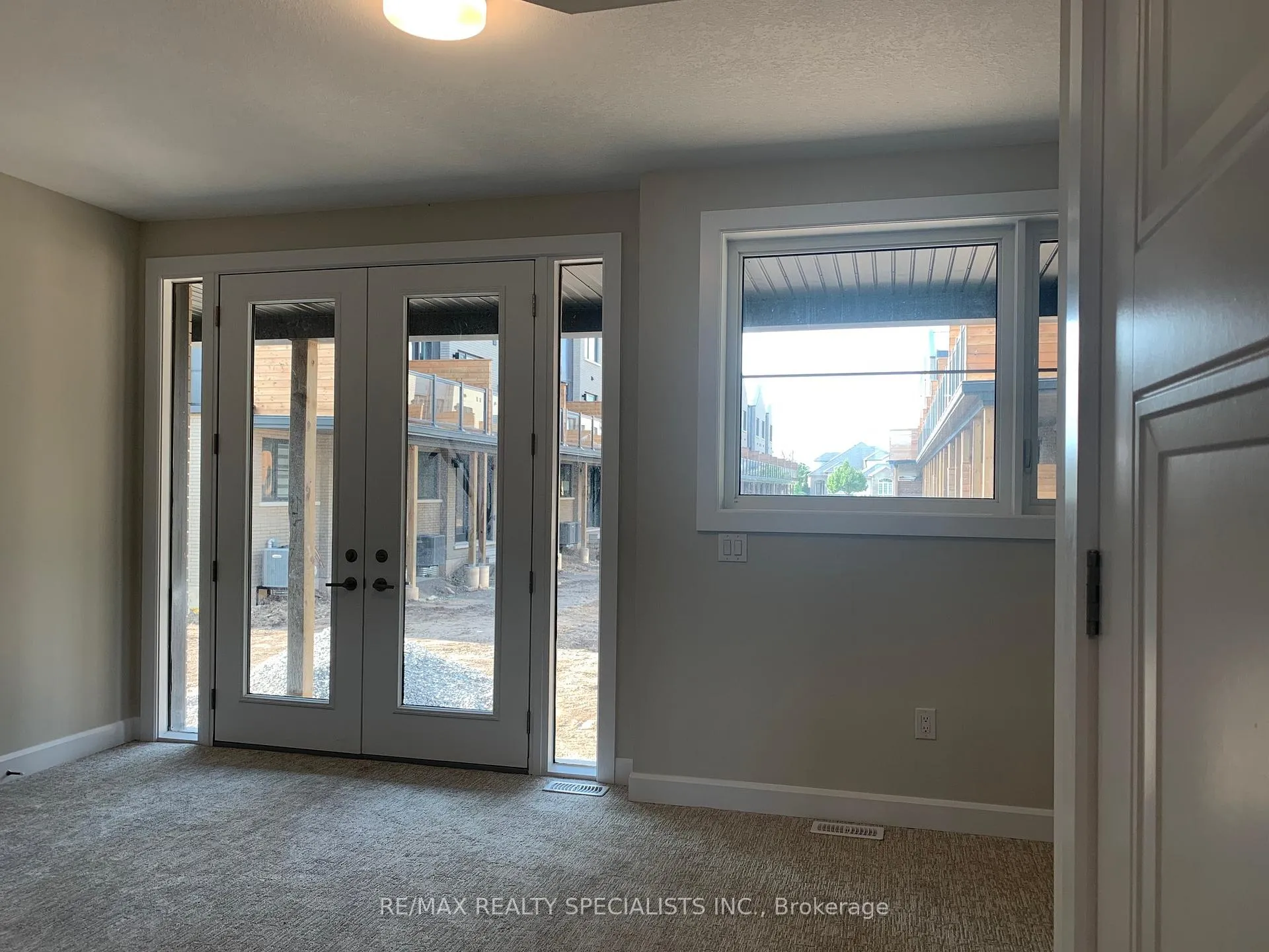 Photo 10 of Unit 51, 2273 Turnberry Road, Burlington, Rose — HOMEH