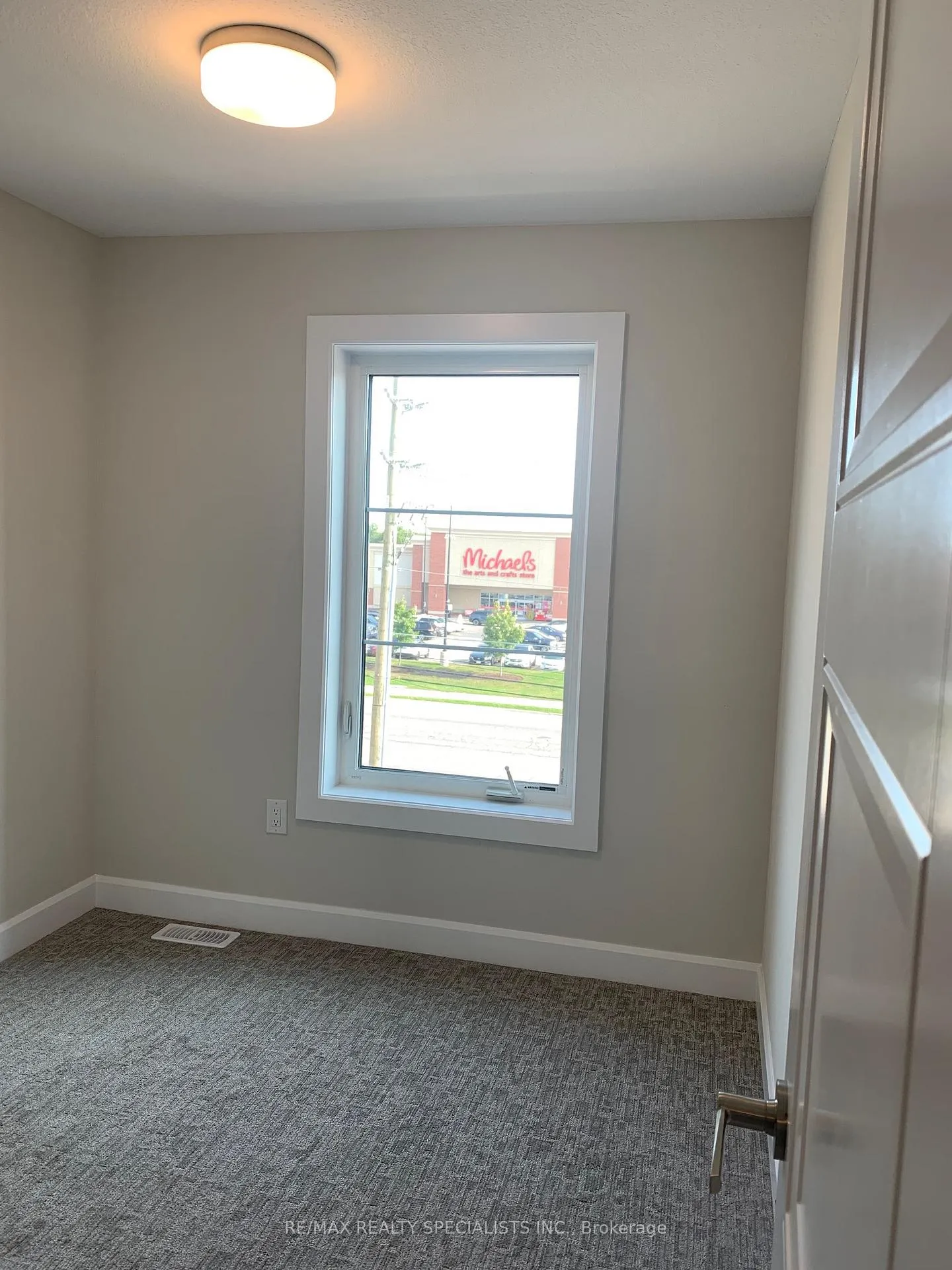 Photo 16 of Unit 51, 2273 Turnberry Road, Burlington, Rose — HOMEH