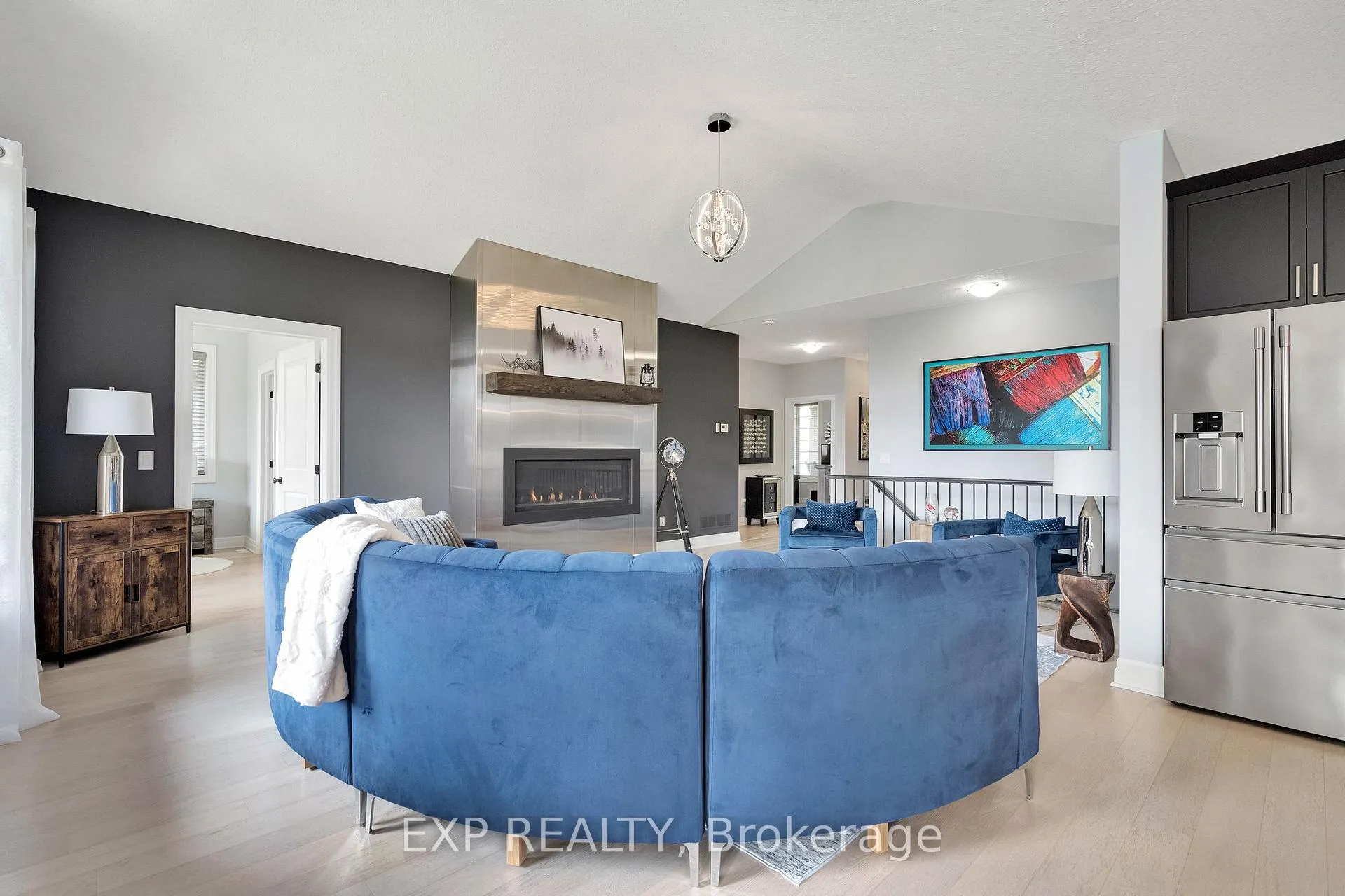 Photo 7 of 493 Bennett Crescent, Strathroy-Caradoc, Mount Brydges — HOMEH