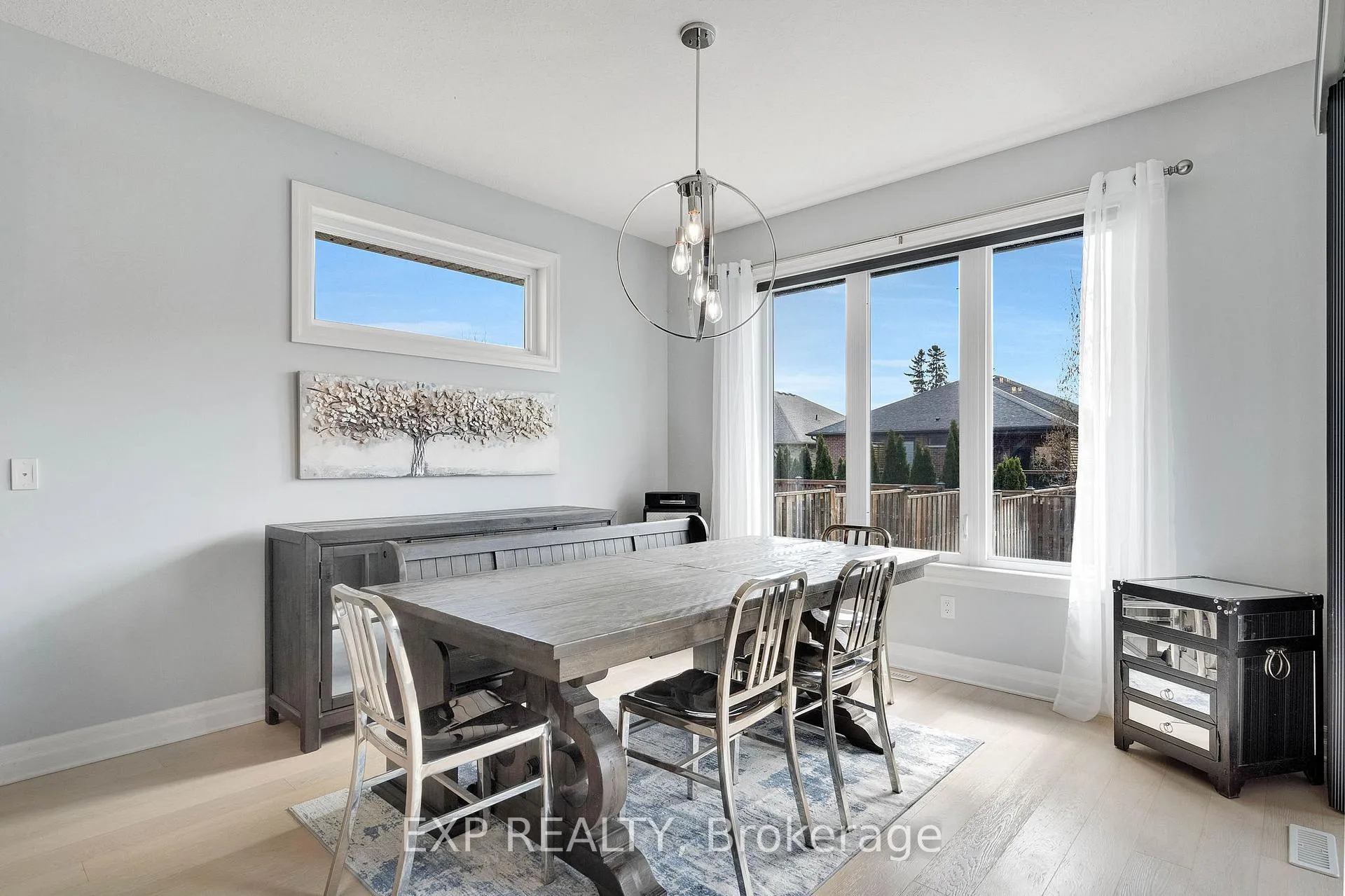 Photo 16 of 493 Bennett Crescent, Strathroy-Caradoc, Mount Brydges — HOMEH