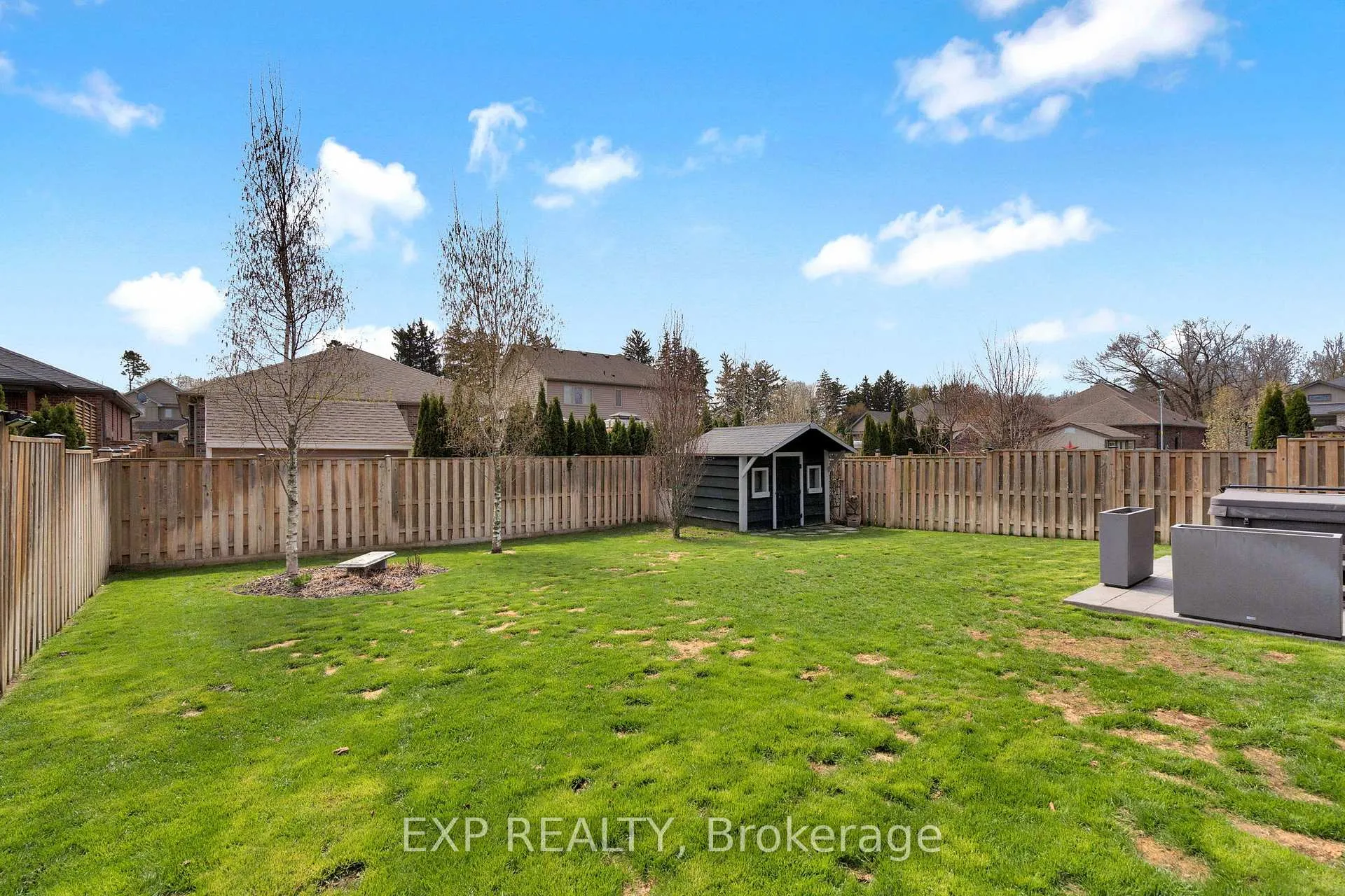 Photo 35 of 493 Bennett Crescent, Strathroy-Caradoc, Mount Brydges — HOMEH