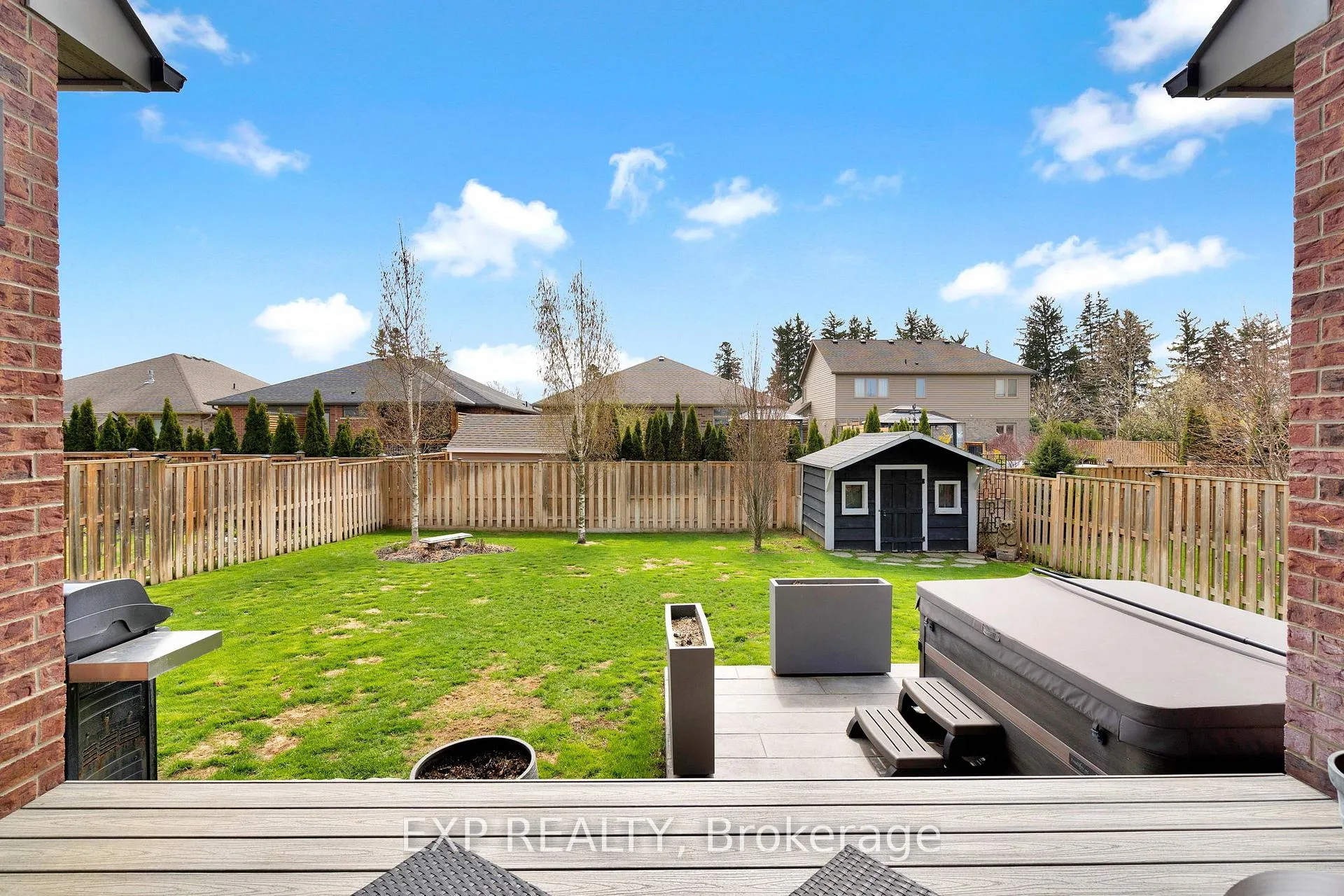 Photo 41 of 493 Bennett Crescent, Strathroy-Caradoc, Mount Brydges — HOMEH