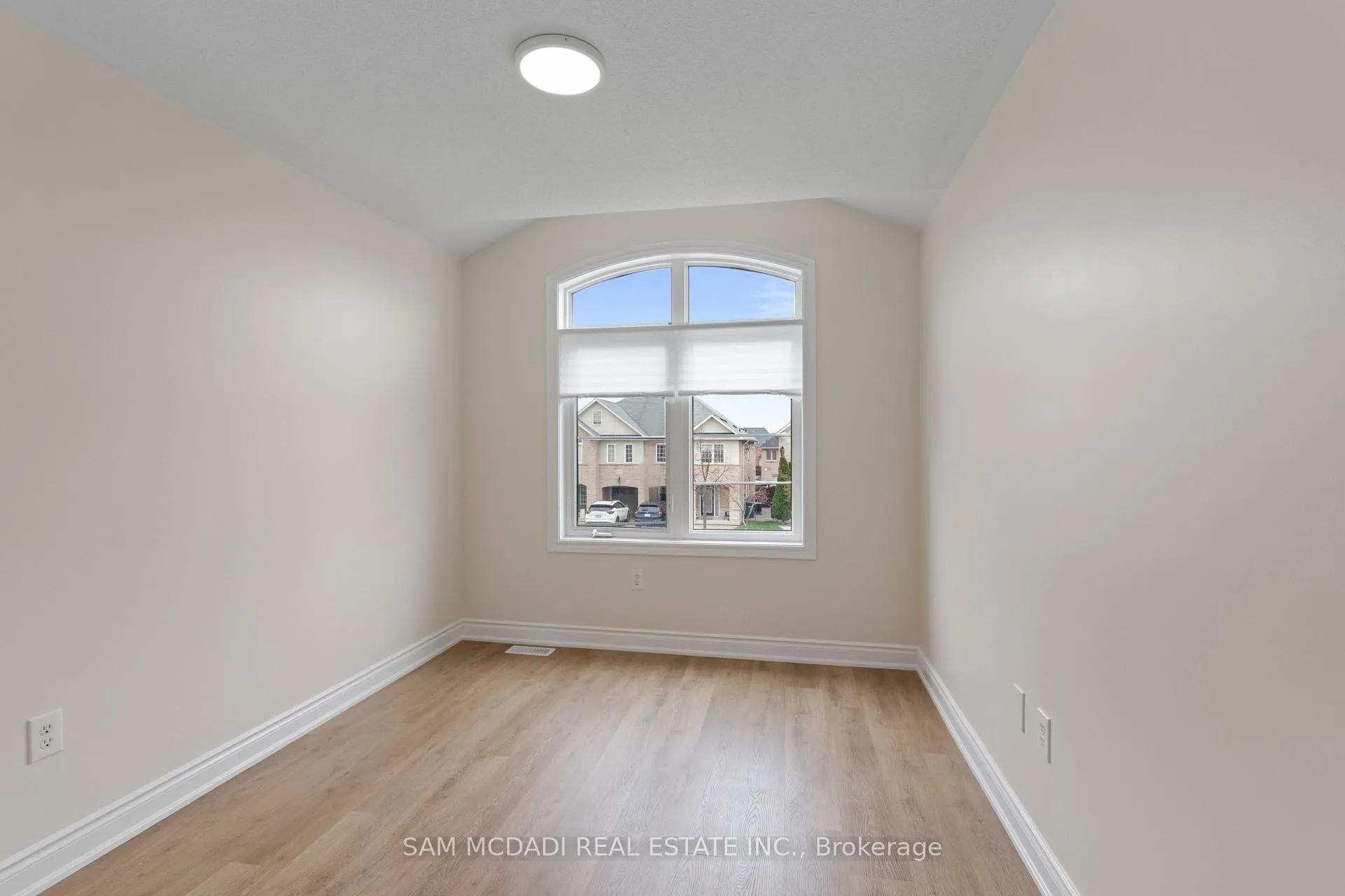 Photo 21 of 4235 Thomas Alton Boulevard, Burlington, Alton — HOMEH