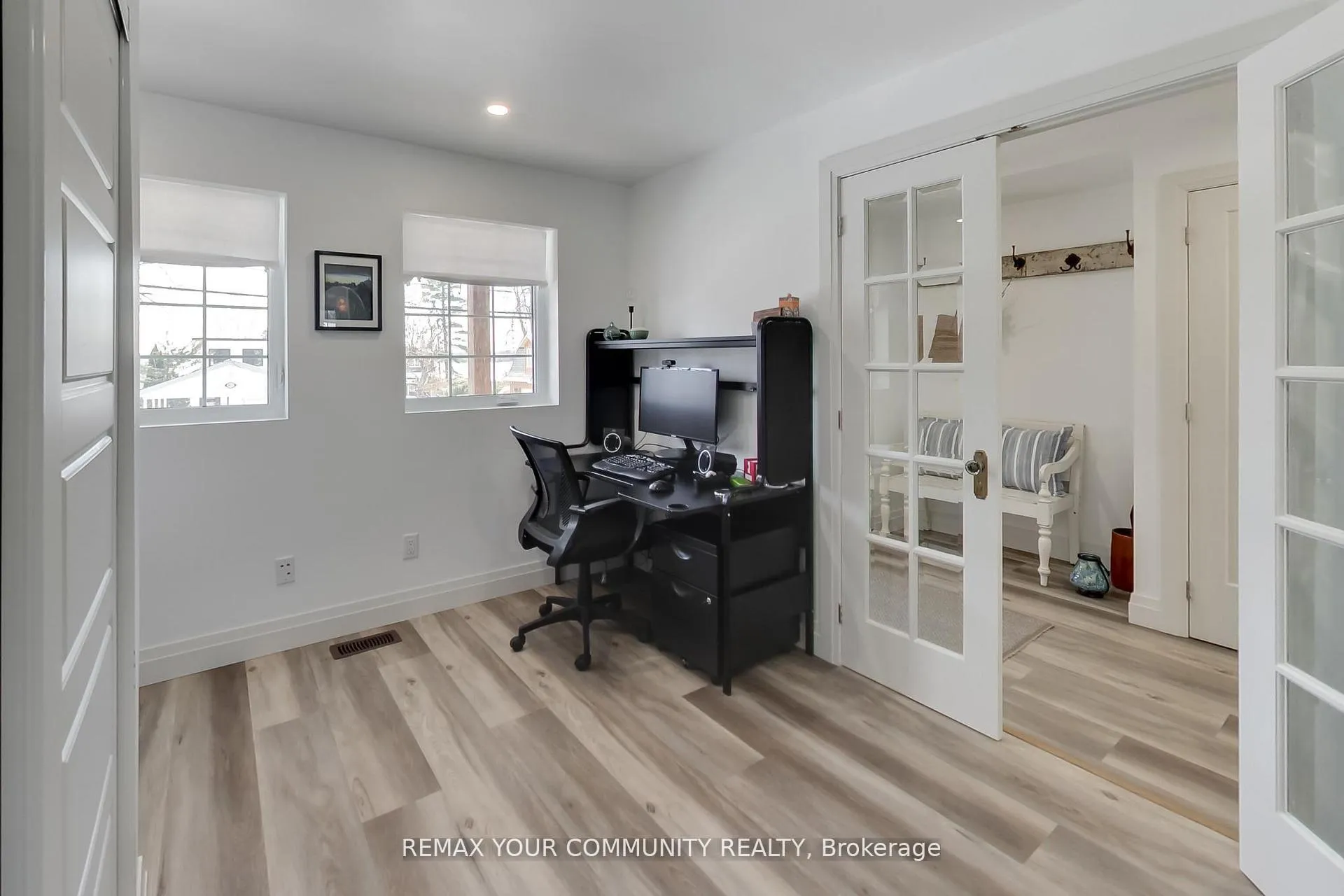 Photo 5 of 826 Adams Road, Innisfil, Alcona — HOMEH