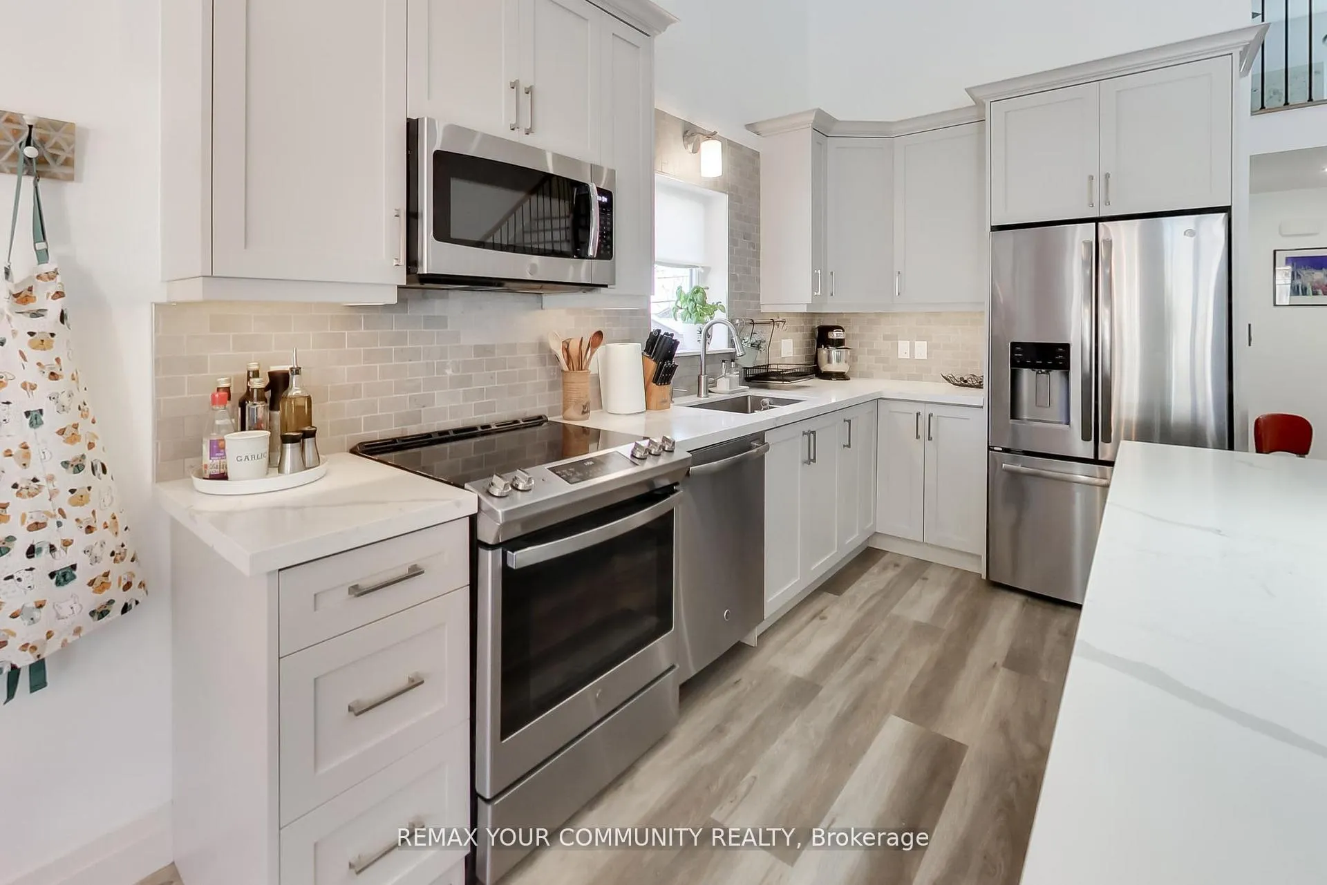 Photo 14 of 826 Adams Road, Innisfil, Alcona — HOMEH
