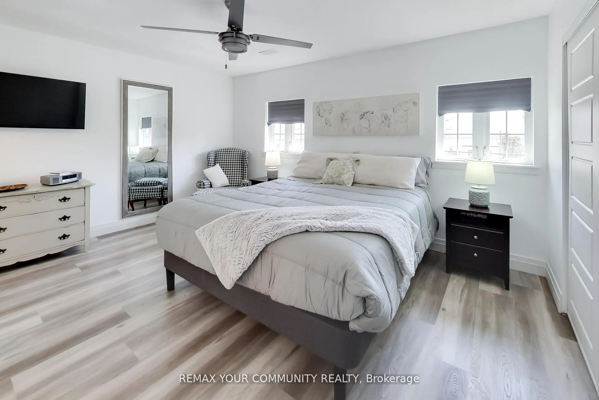 Photo 32 of 826 Adams Road, Innisfil, Alcona — HOMEH