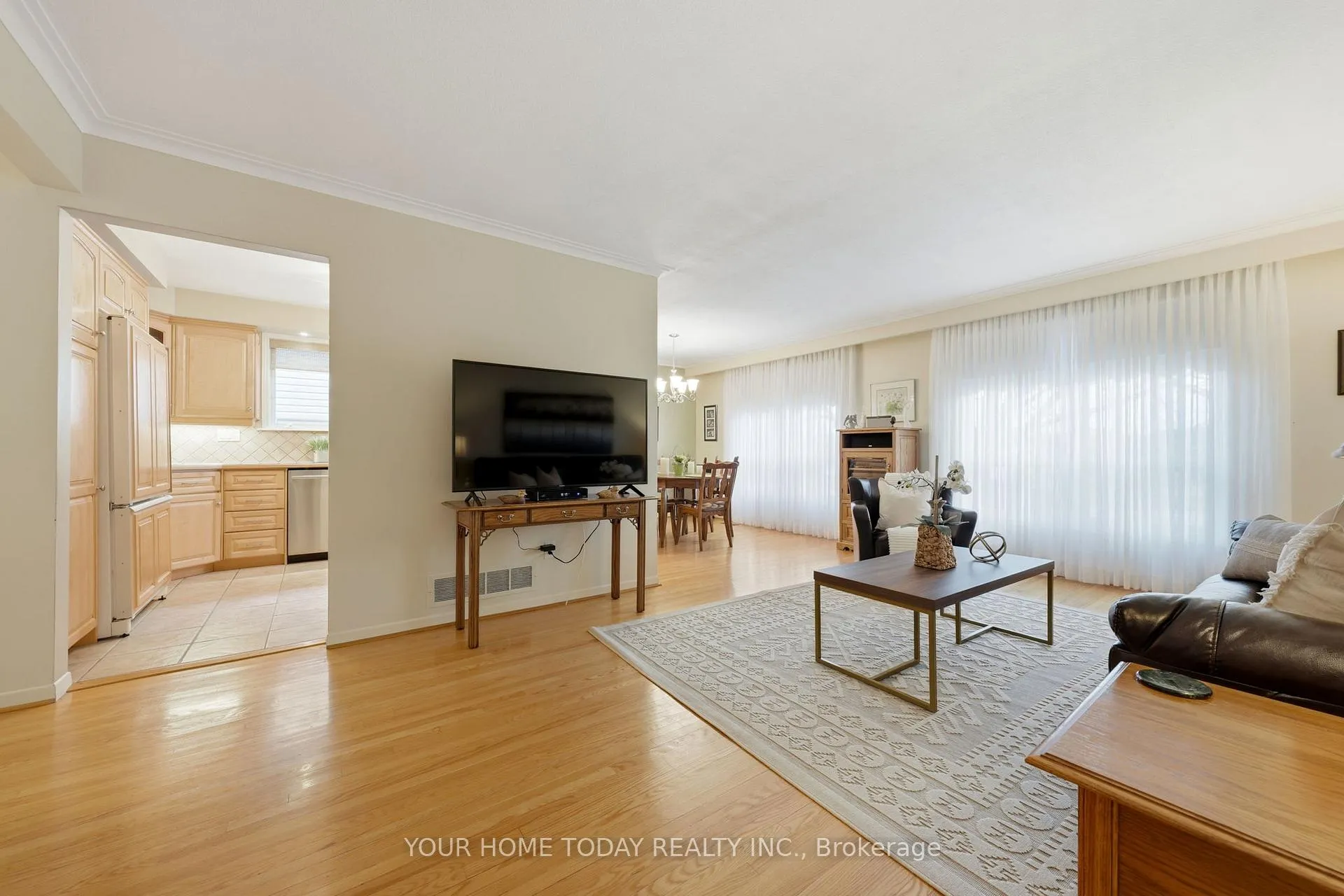 Photo 7 of 51 Faludon Drive, Halton Hills, Georgetown — HOMEH