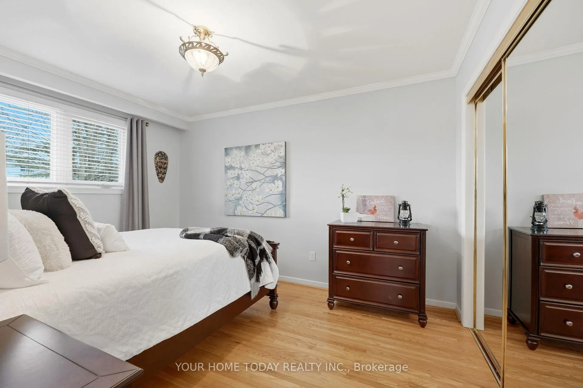 Photo 18 of 51 Faludon Drive, Halton Hills, Georgetown — HOMEH