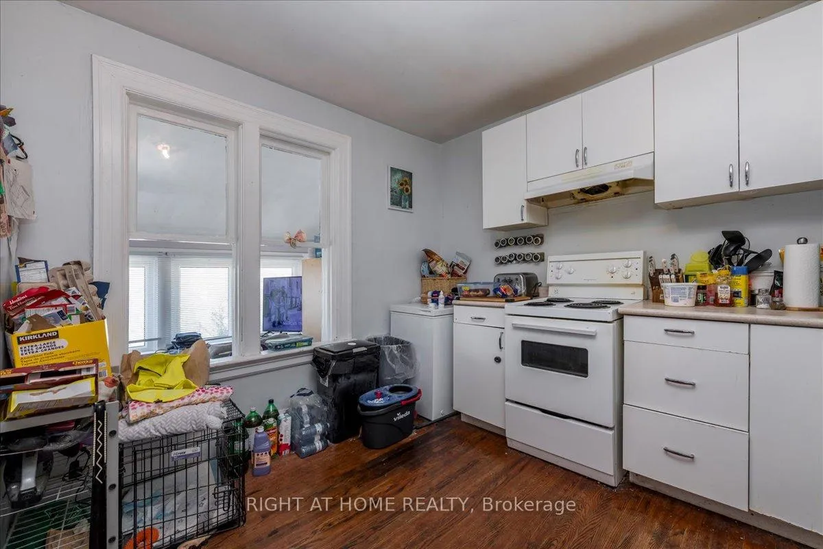 Photo 22 of 29 Peel Street, Barrie, Codrington — HOMEH
