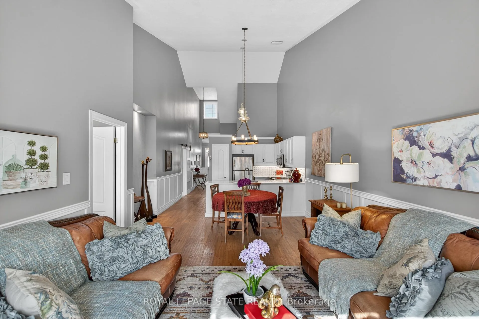Photo 21 of Unit 9, 212 Stonehenge Drive, Hamilton, Meadowlands — HOMEH