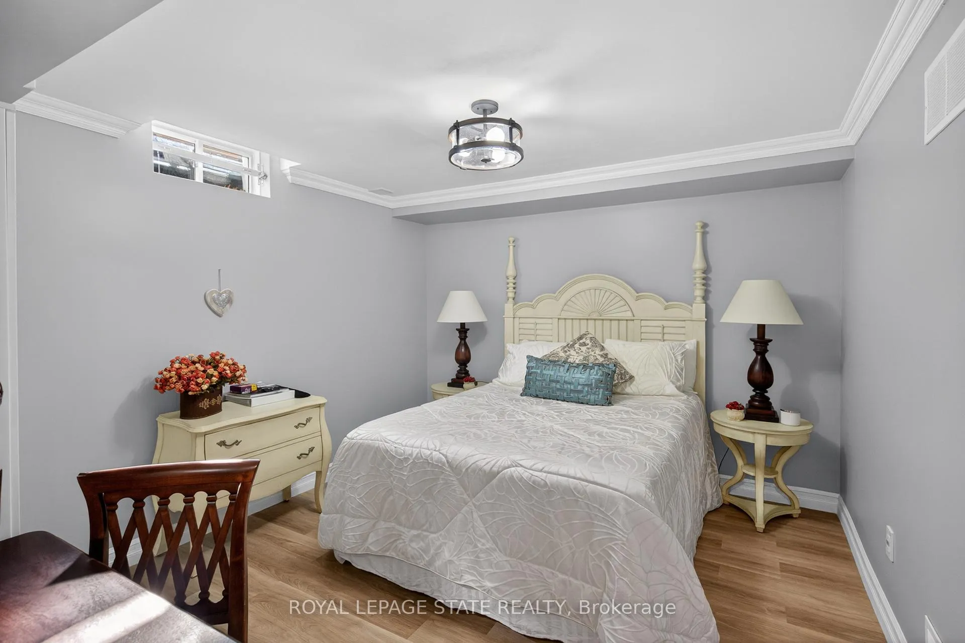 Photo 39 of Unit 9, 212 Stonehenge Drive, Hamilton, Meadowlands — HOMEH