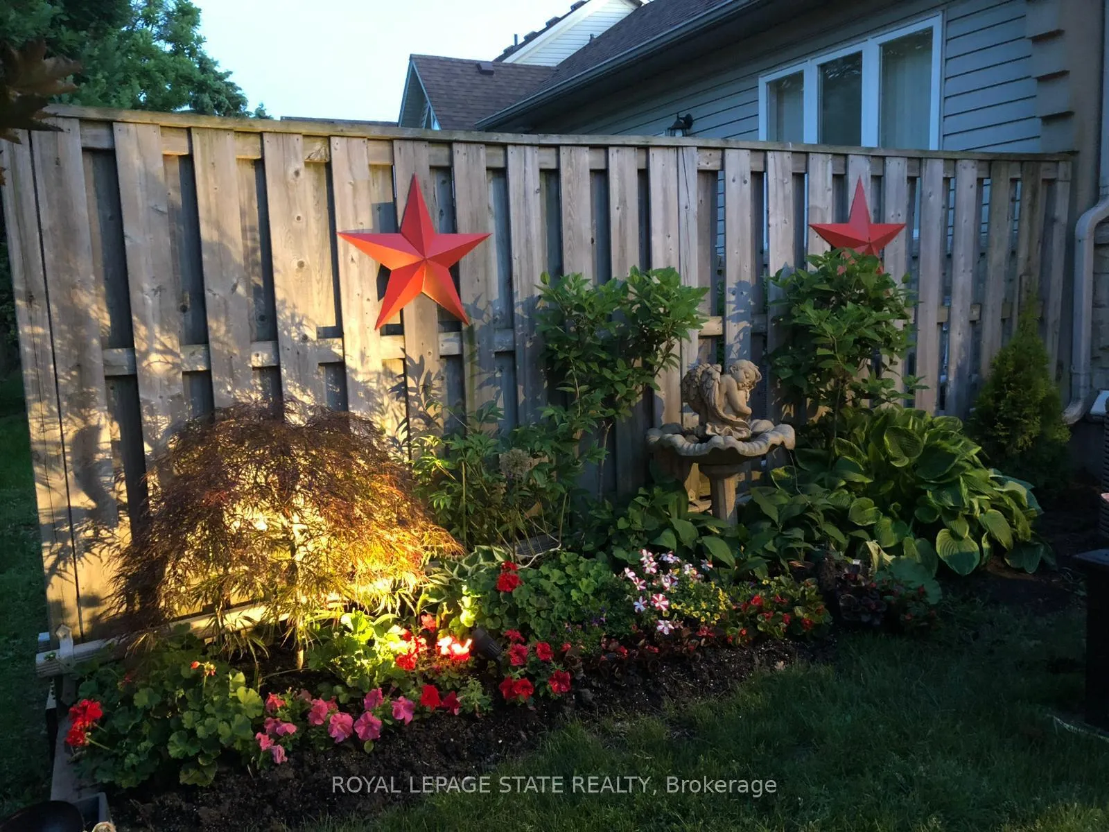 Photo 49 of Unit 9, 212 Stonehenge Drive, Hamilton, Meadowlands — HOMEH