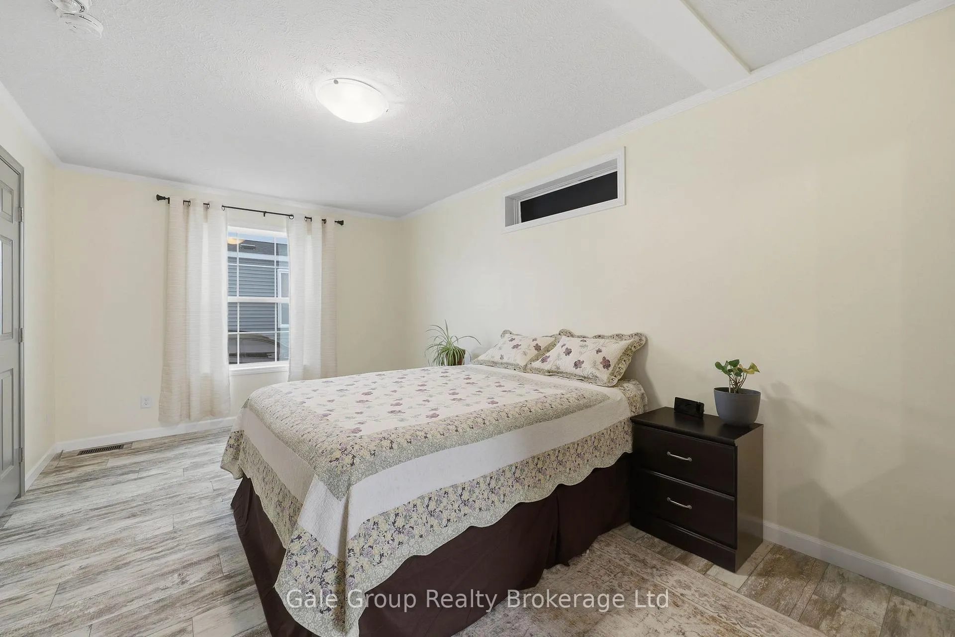 Photo 25 of Unit 635, 99 Fourth Conc Road, Brockton — HOMEH