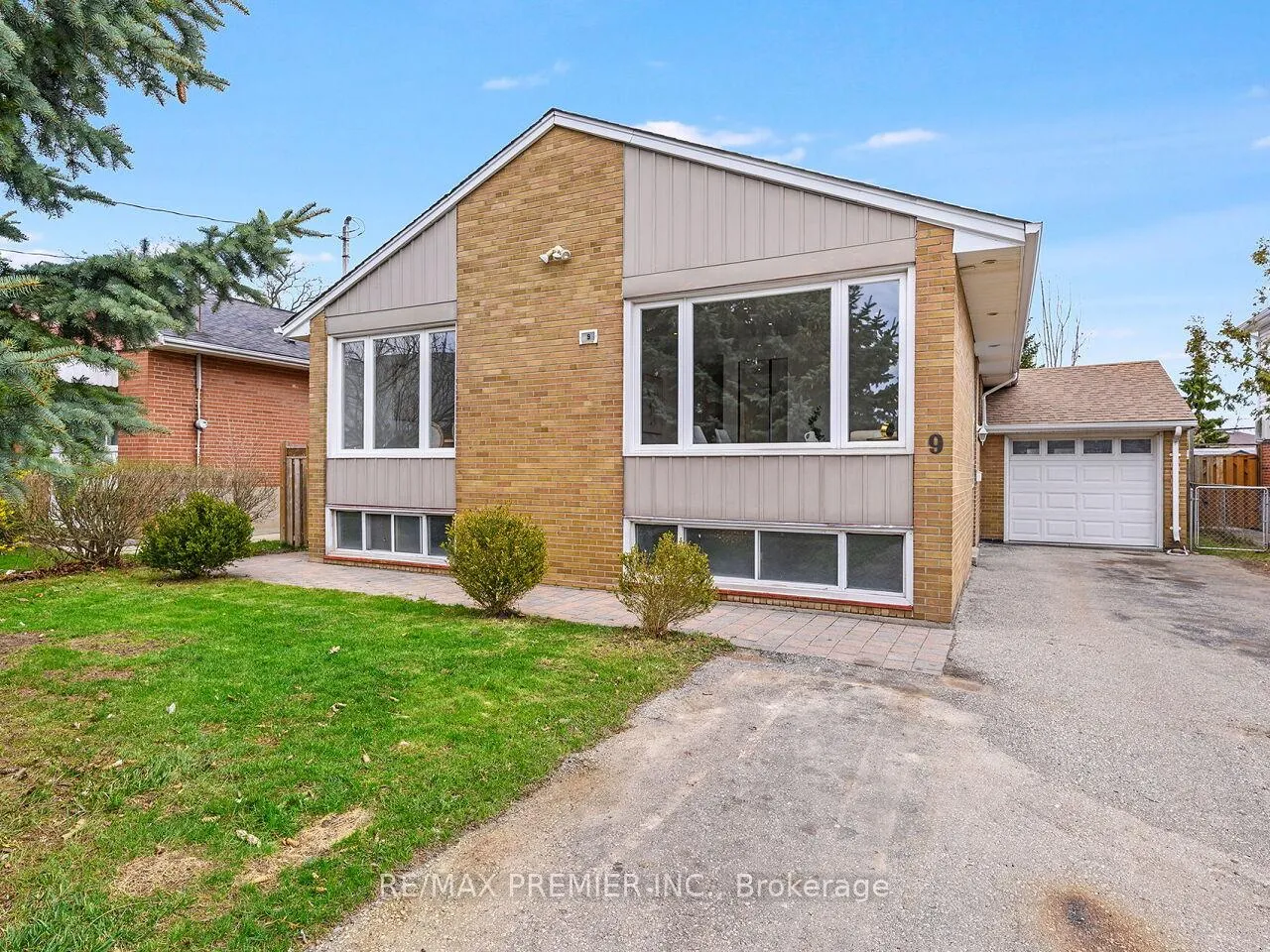 Photo 1 of 9 Templar Drive, Etobicoke, Kingsview Village-The Westway — HOMEH