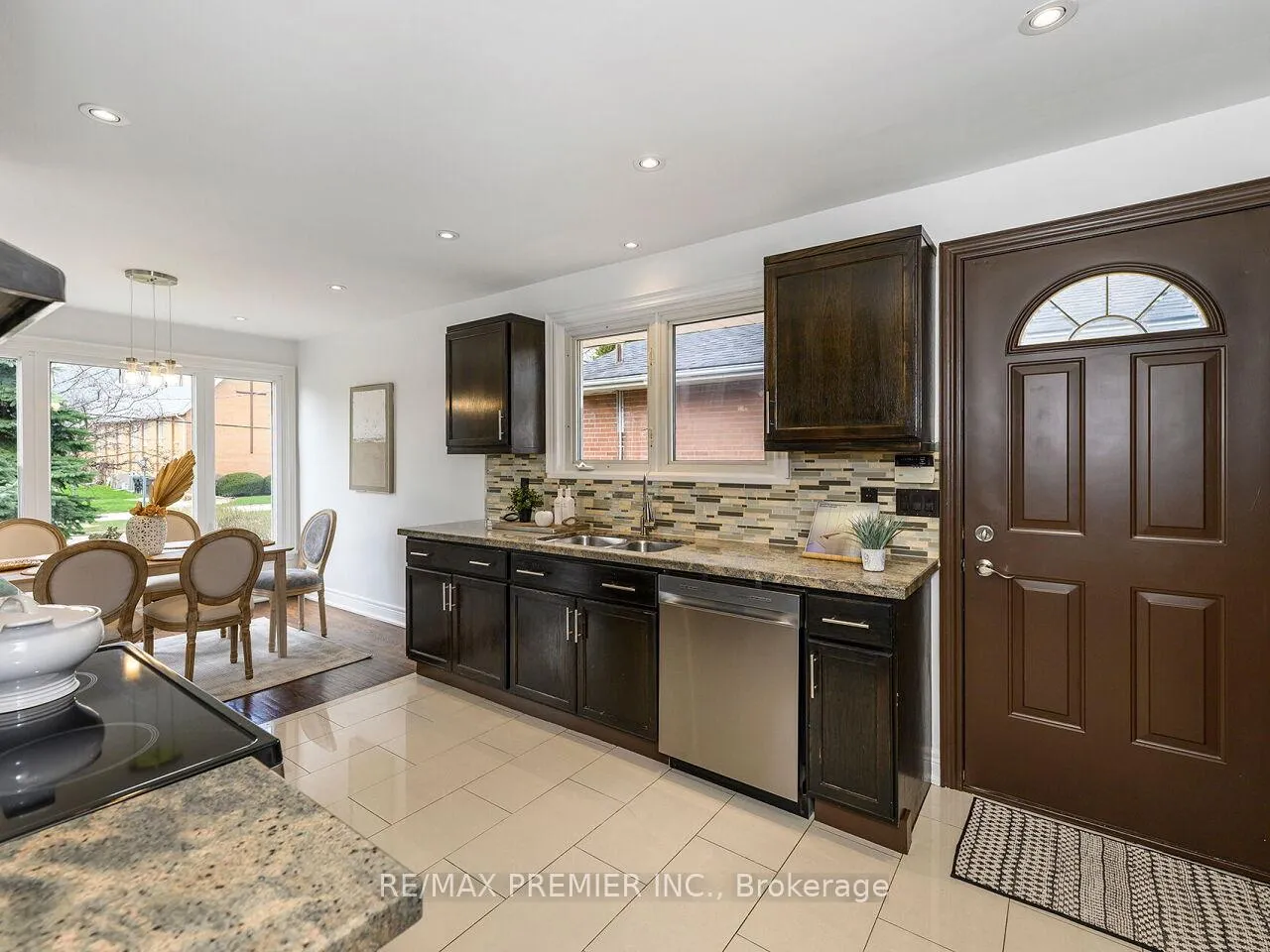 Photo 18 of 9 Templar Drive, Etobicoke, Kingsview Village-The Westway — HOMEH