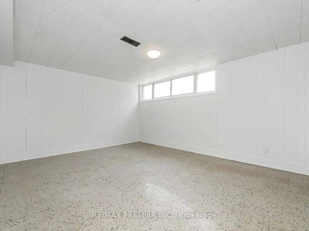 Photo 31 of 9 Templar Drive, Etobicoke, Kingsview Village-The Westway — HOMEH