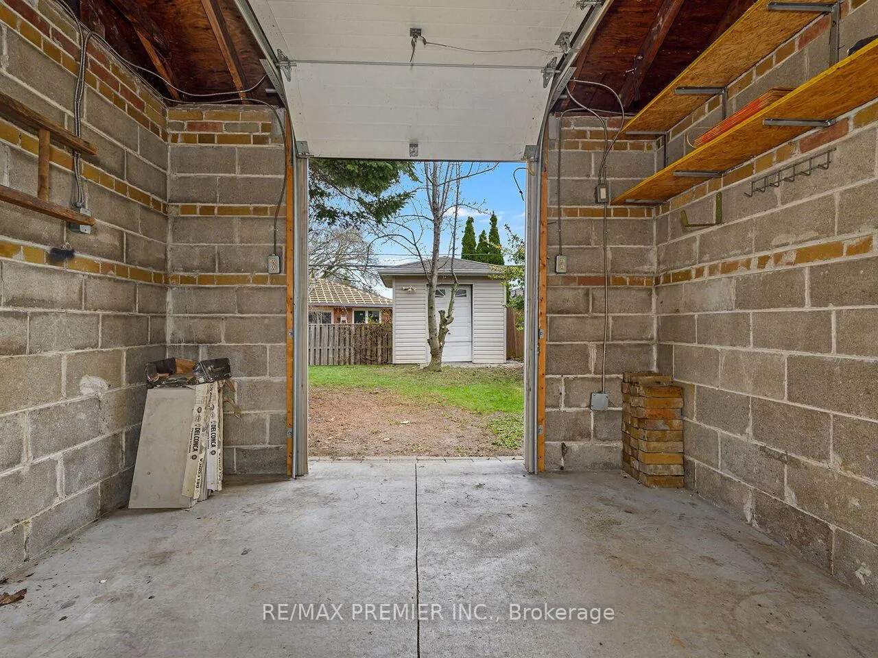 Photo 36 of 9 Templar Drive, Etobicoke, Kingsview Village-The Westway — HOMEH