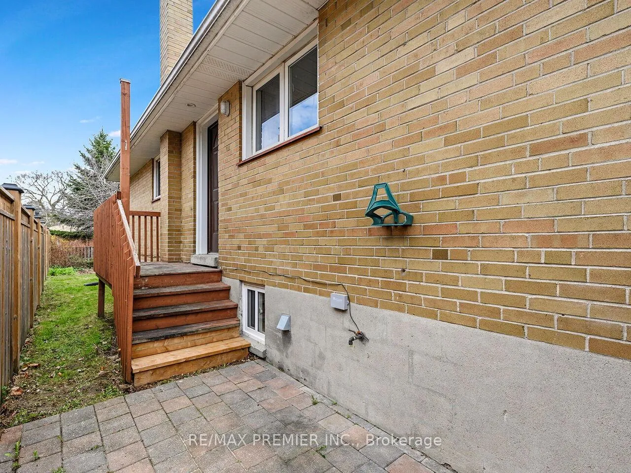 Photo 45 of 9 Templar Drive, Etobicoke, Kingsview Village-The Westway — HOMEH