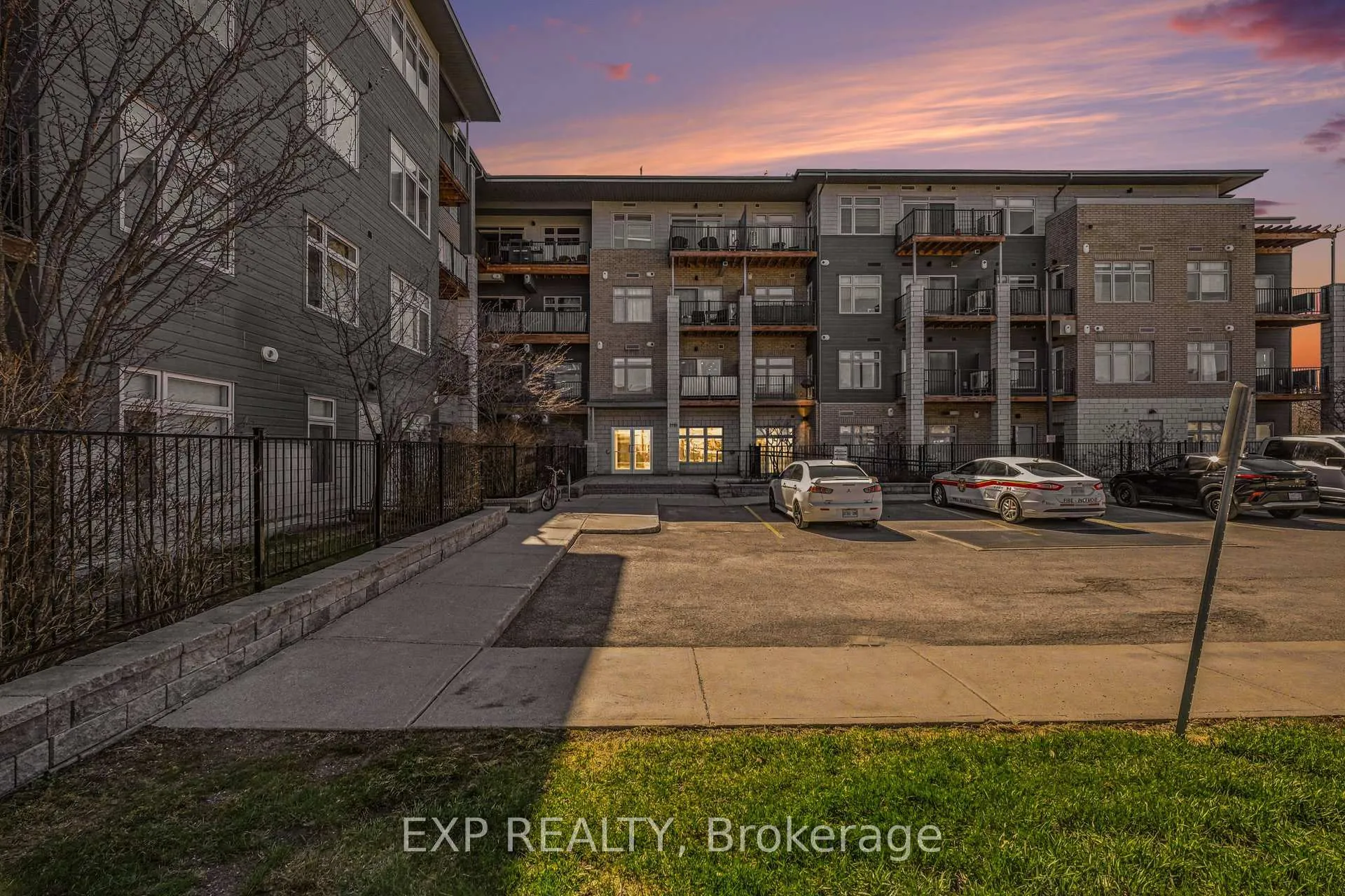 Photo 1 of Unit 110, 2785 Baseline Road, Ottawa, Redwood Park — HOMEH