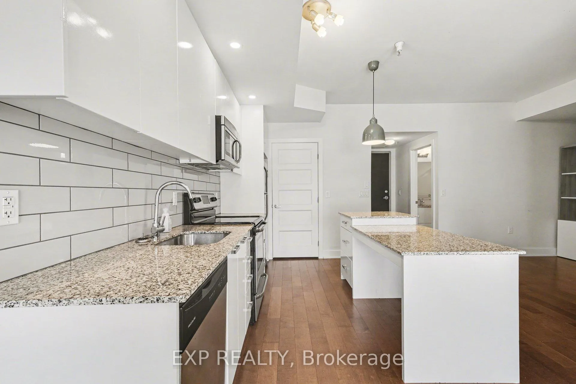 Photo 6 of Unit 110, 2785 Baseline Road, Ottawa, Redwood Park — HOMEH