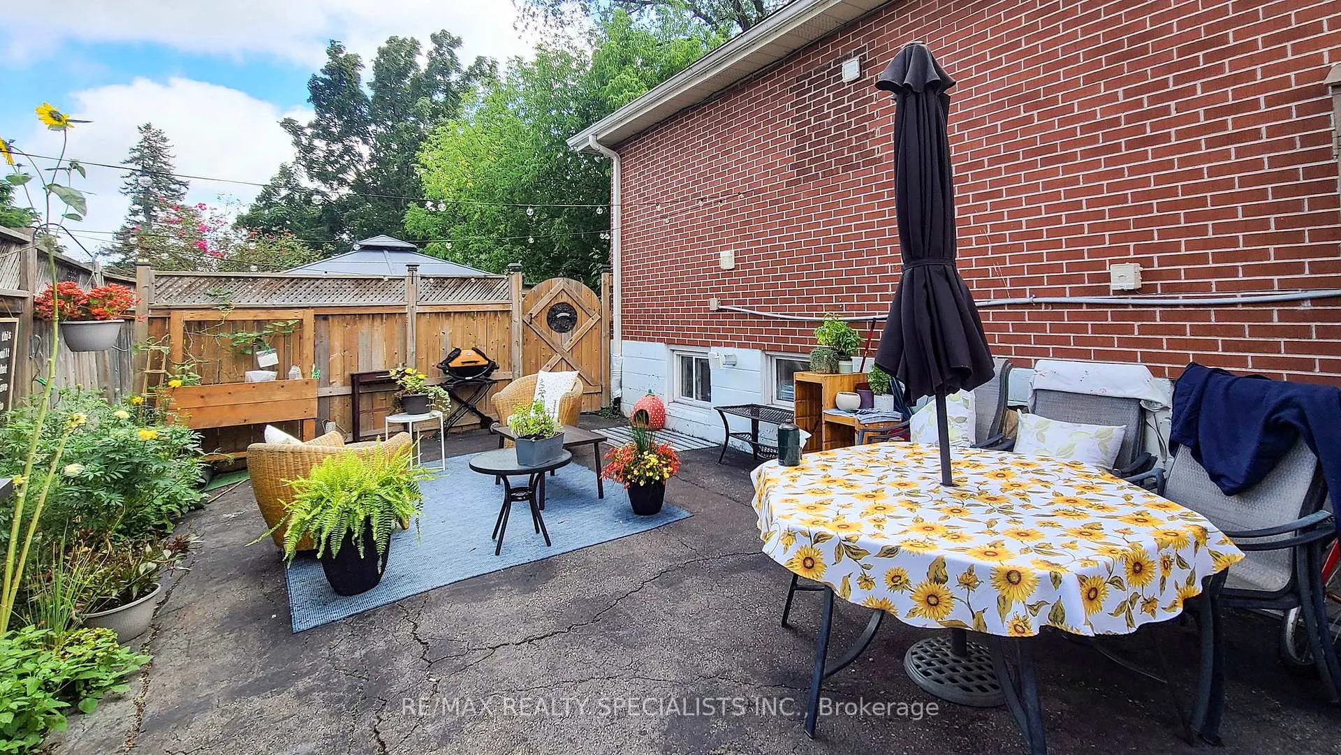 Photo 18 of 1306-08 Leighland Road, Burlington, Freeman — HOMEH