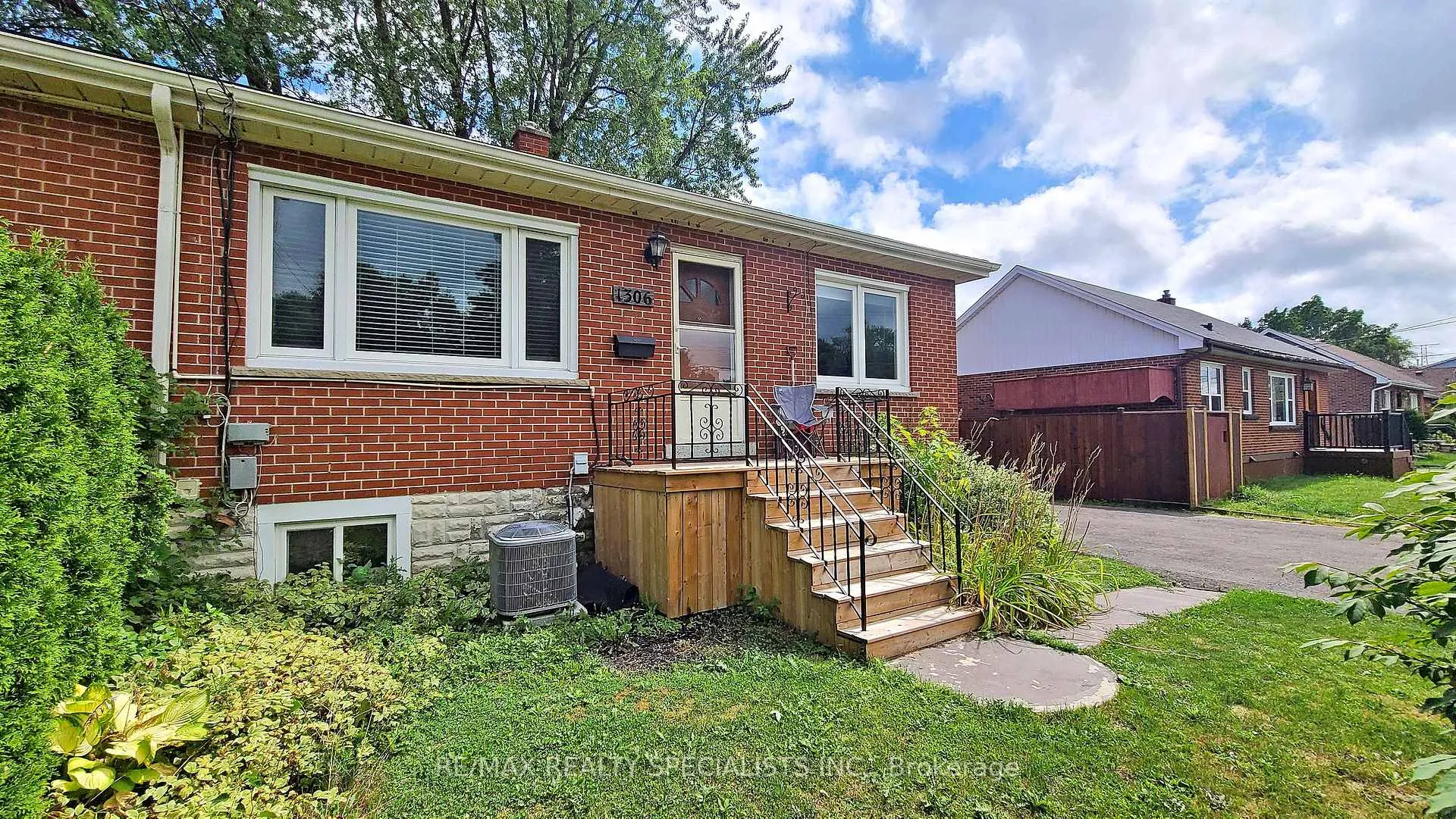 Photo 22 of 1306-08 Leighland Road, Burlington, Freeman — HOMEH