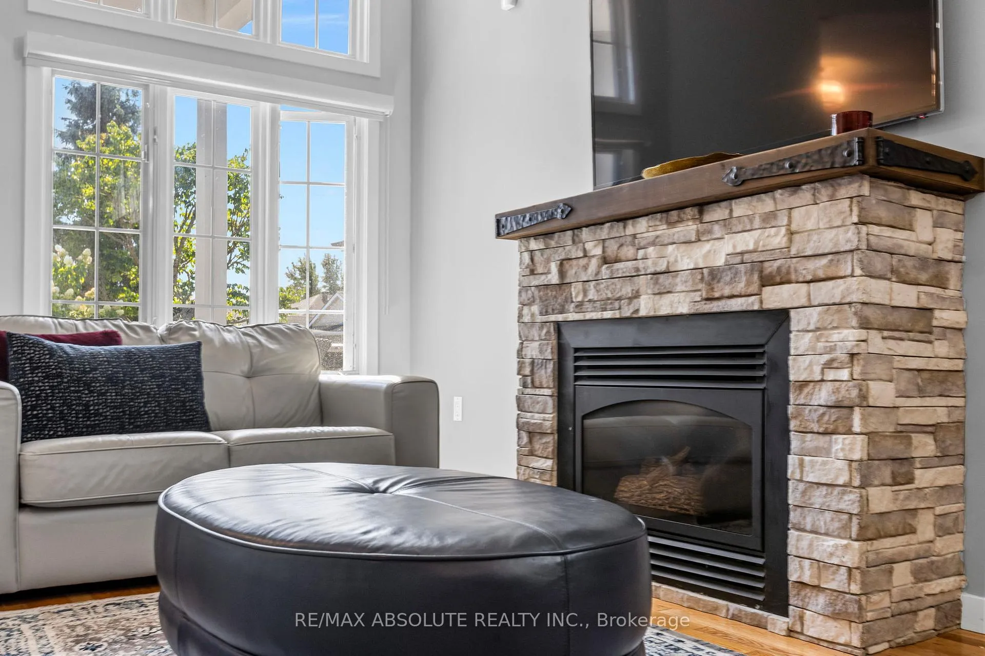 Photo 11 of 52 Stonecroft Terrace, Ottawa, Kanata - Kanata Lakes/Heritage Hills — HOMEH