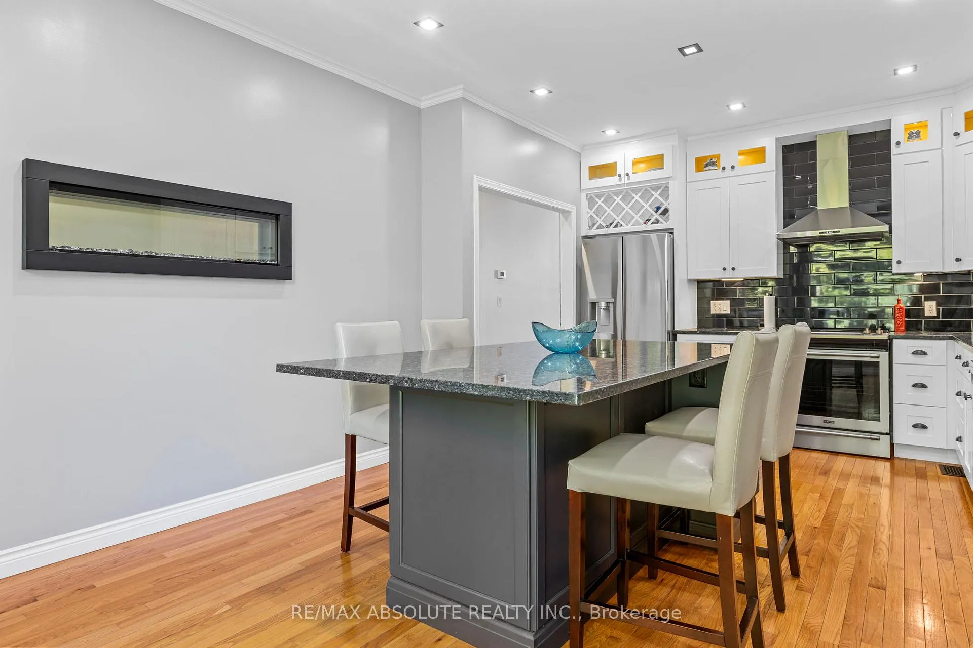 Photo 22 of 52 Stonecroft Terrace, Ottawa, Kanata - Kanata Lakes/Heritage Hills — HOMEH