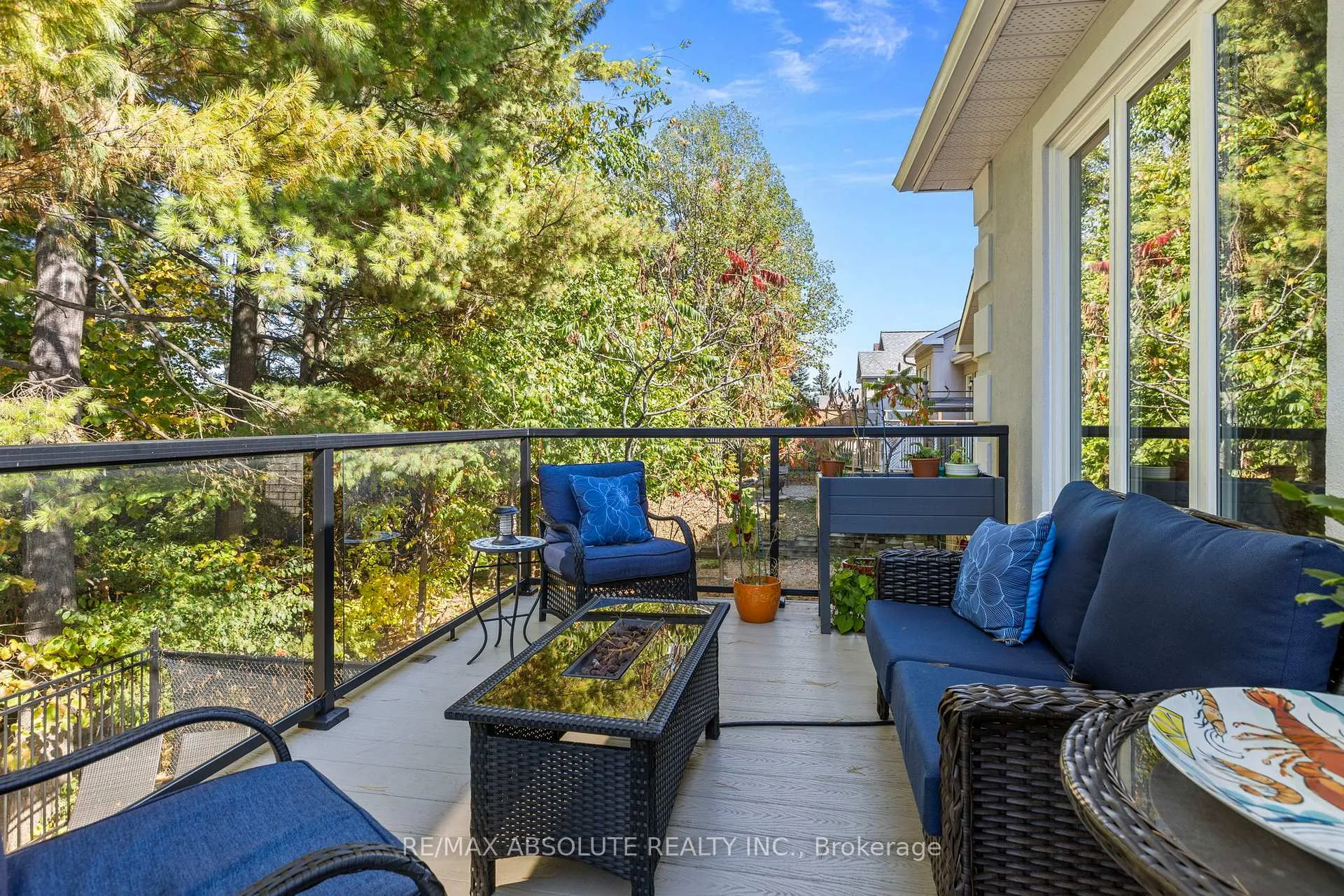 Photo 23 of 52 Stonecroft Terrace, Ottawa, Kanata - Kanata Lakes/Heritage Hills — HOMEH
