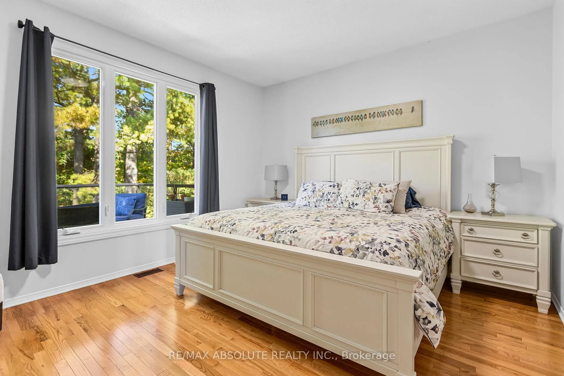 Photo 24 of 52 Stonecroft Terrace, Ottawa, Kanata - Kanata Lakes/Heritage Hills — HOMEH