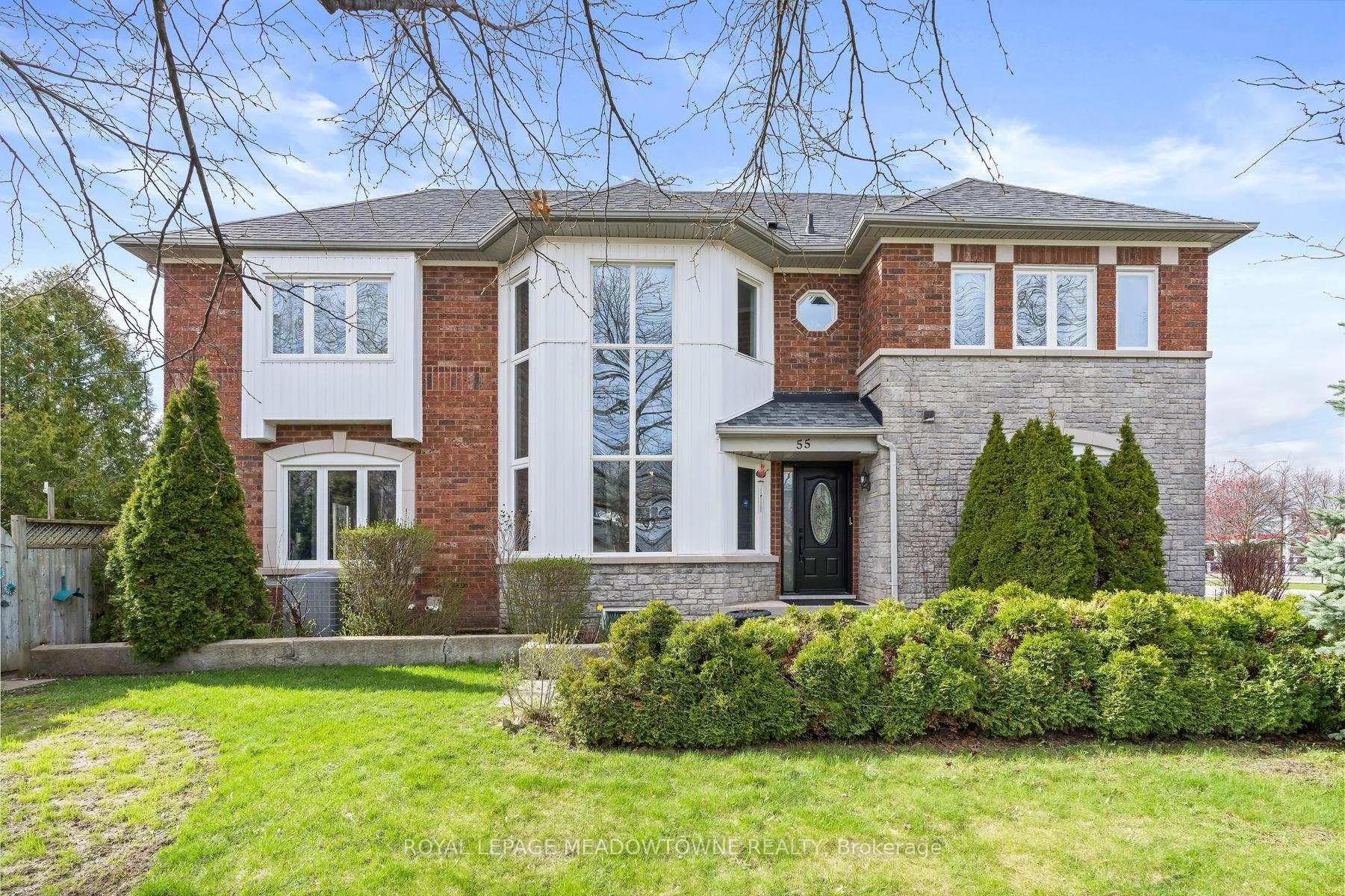 Photo 7 of 55 James Young Drive, Halton Hills, Georgetown — HOMEH